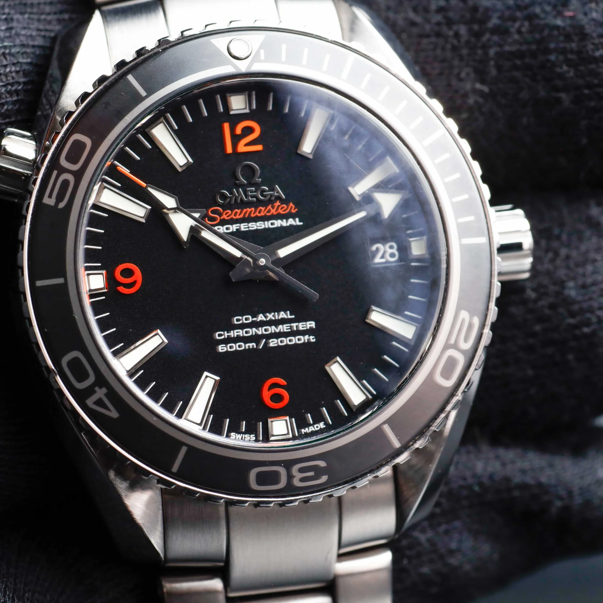 Omega Seamaster Planet Ocean acciaio 10