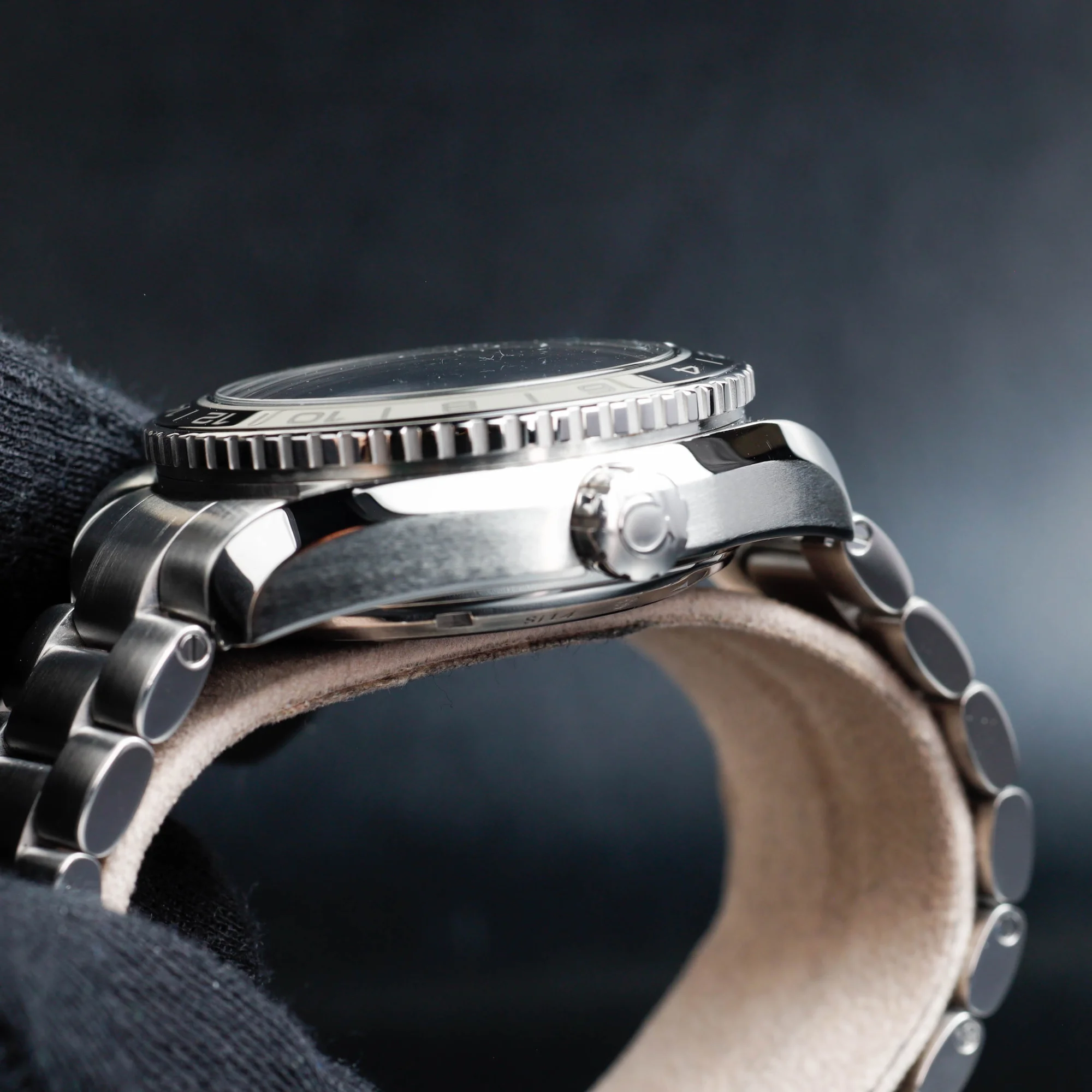 Omega Seamaster Planet Ocean Gmt steel 7