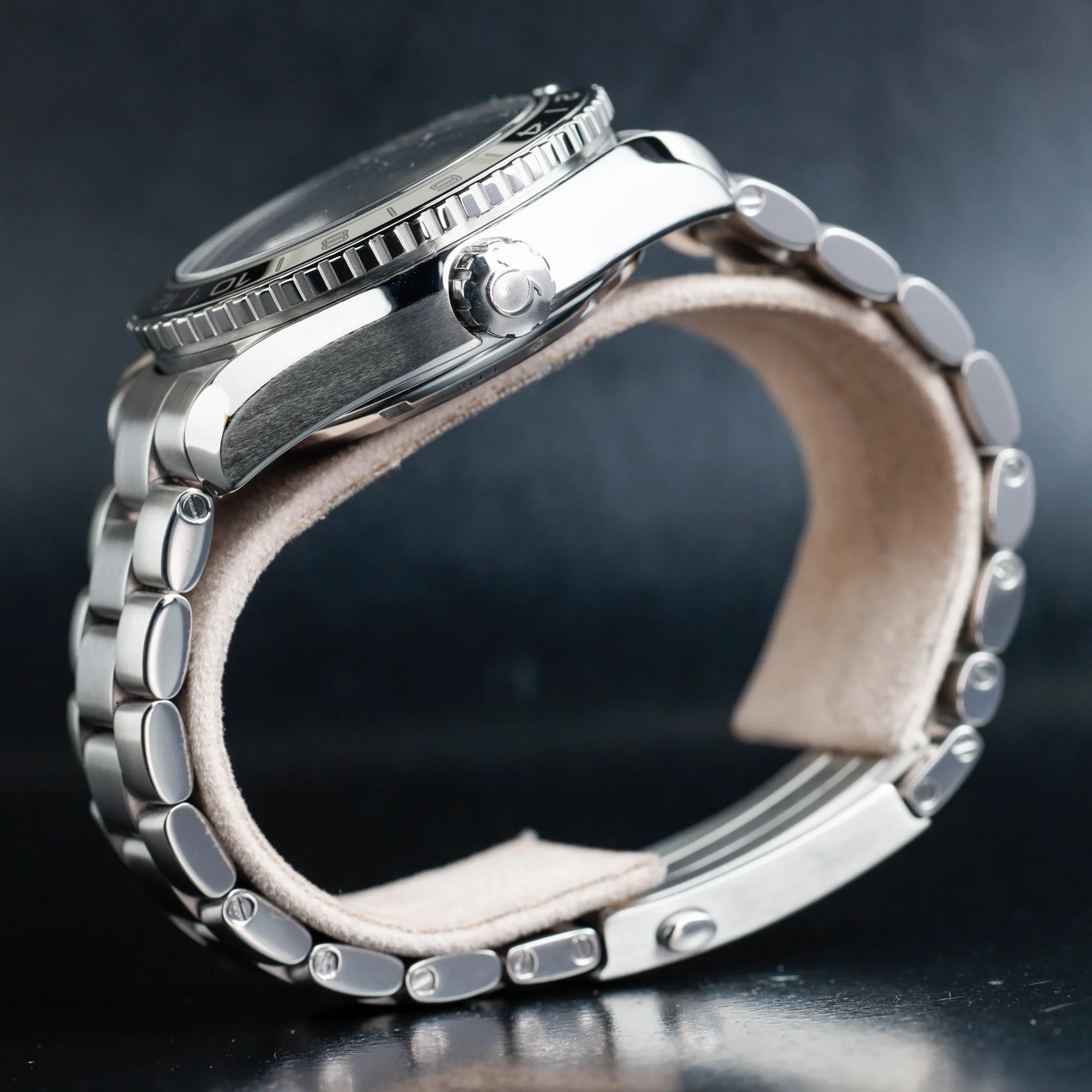 Omega Seamaster Planet Ocean Gmt steel 9