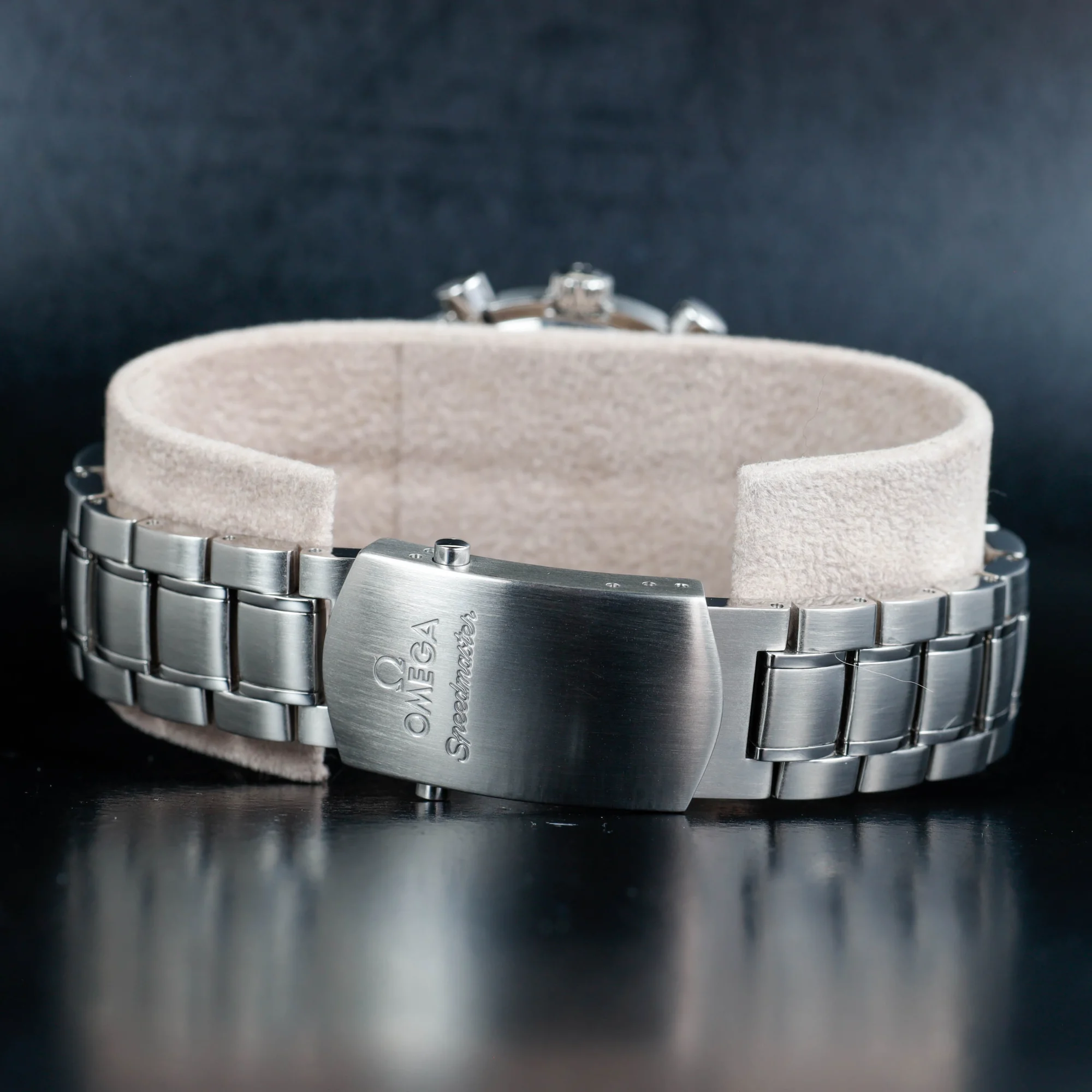 Omega Speedmaster Date acciaio 4