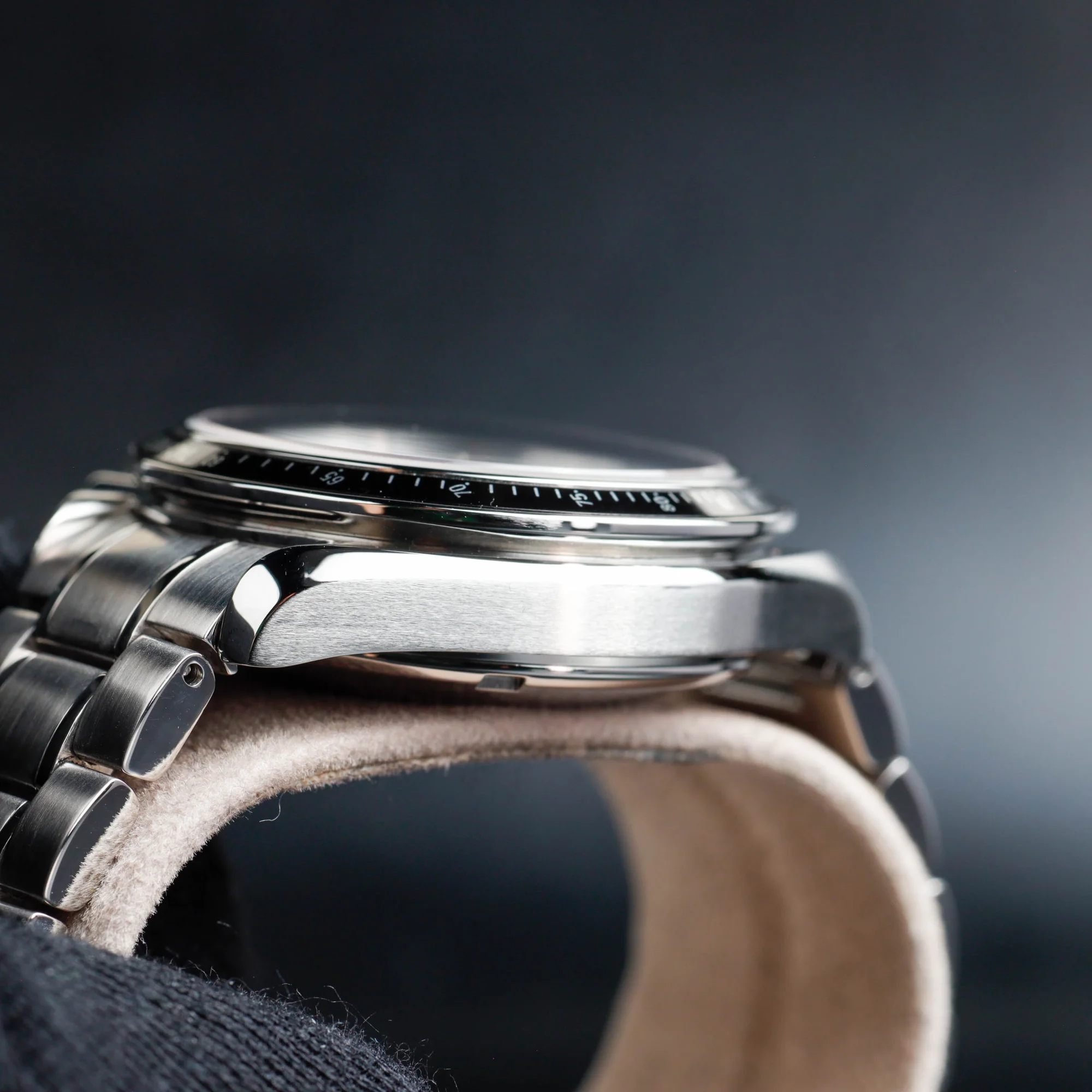Omega Speedmaster Date acciaio 6