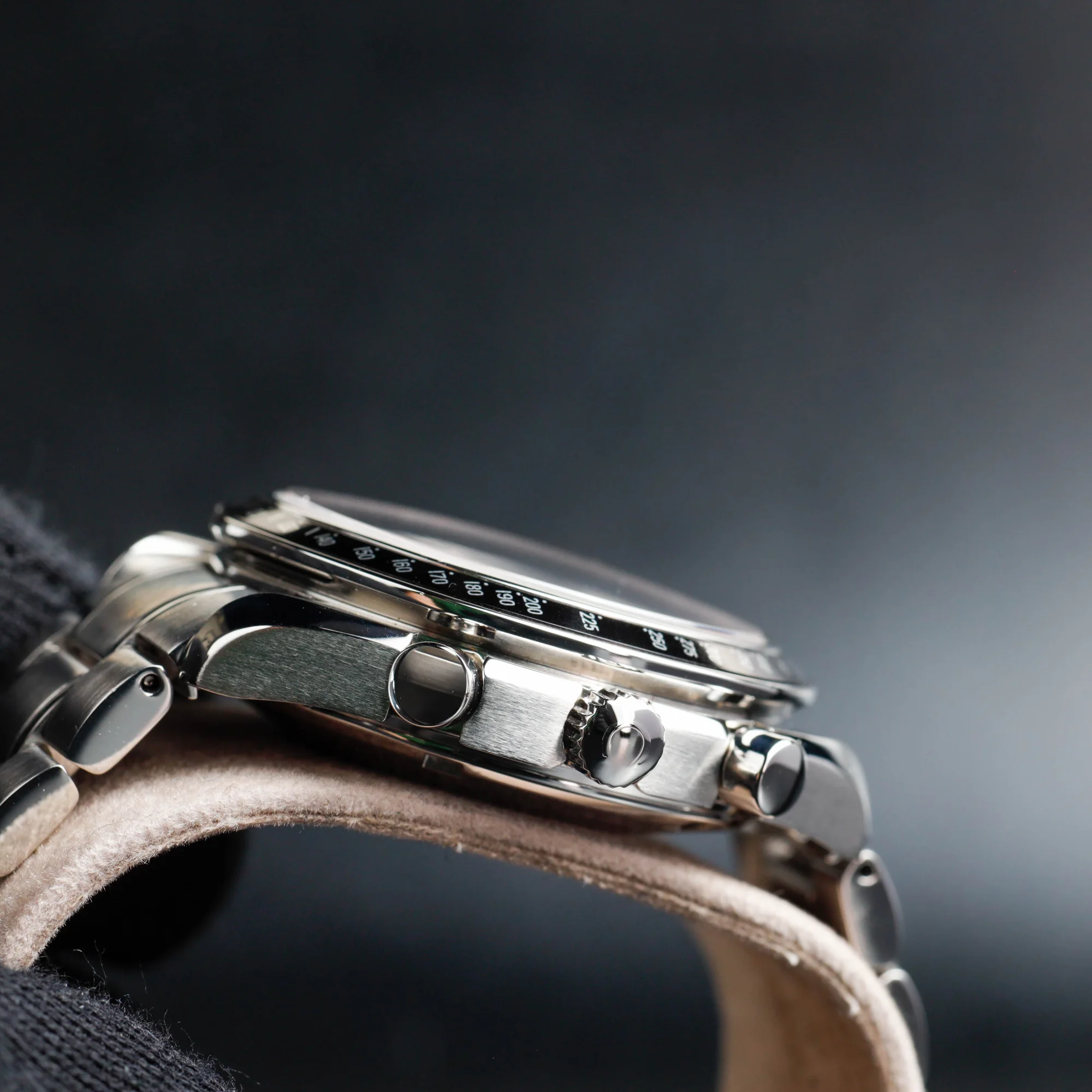 Omega Speedmaster Date acciaio 7