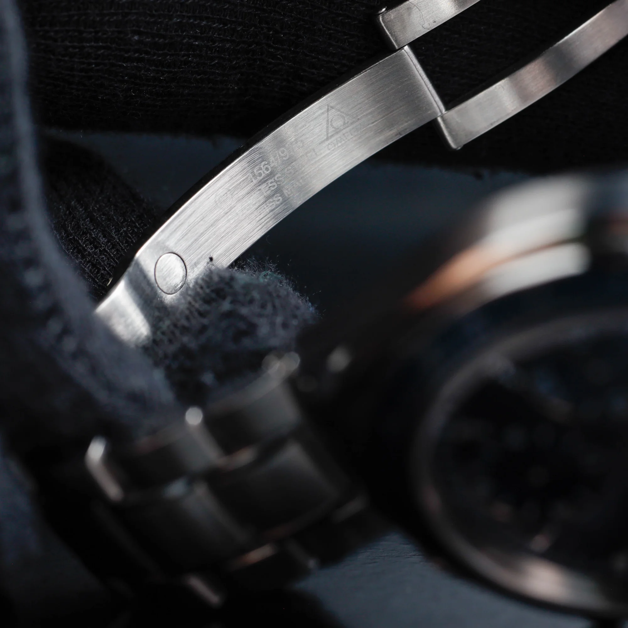 Omega Speedmaster Date steel 12