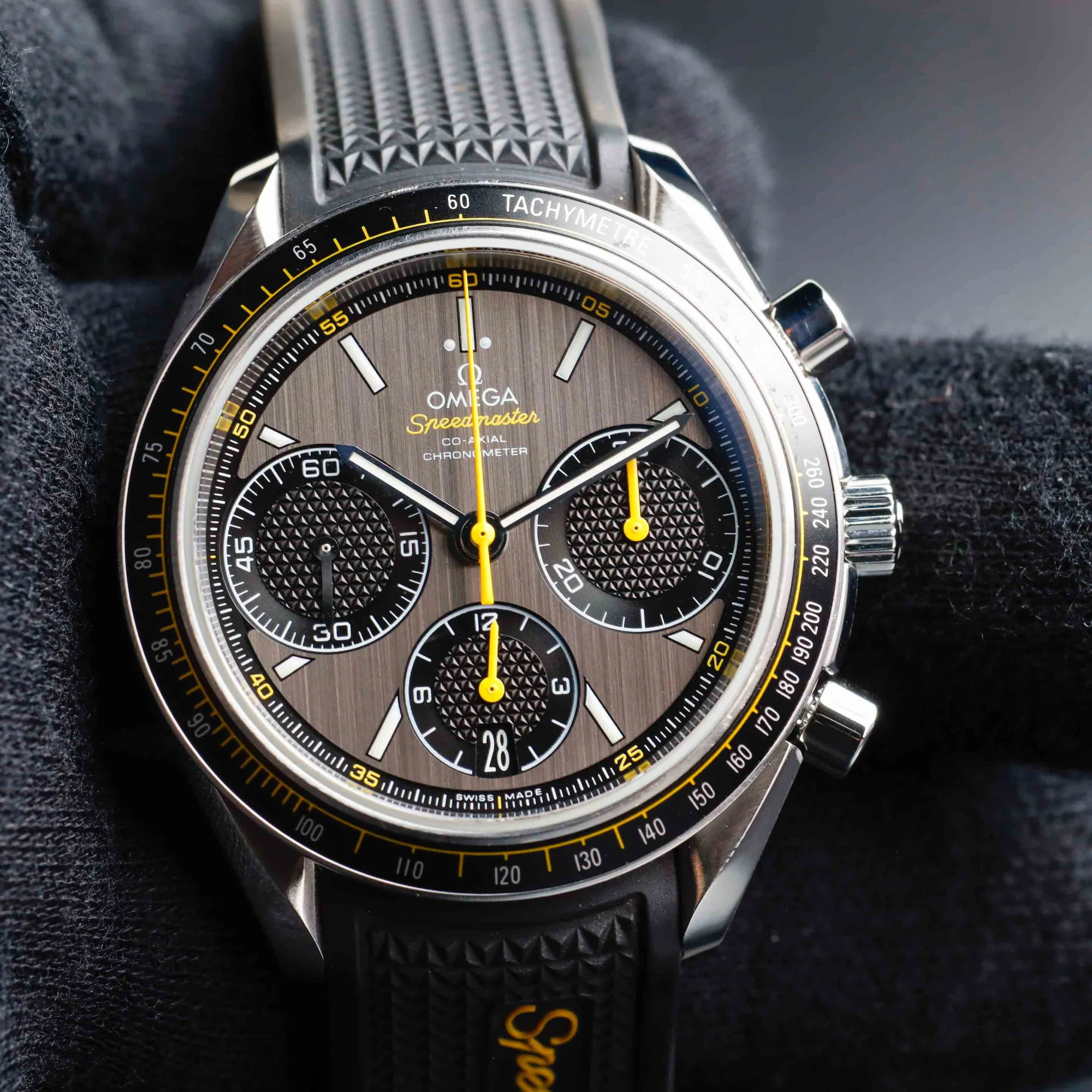 Omega Speedmaster Racing steel 8