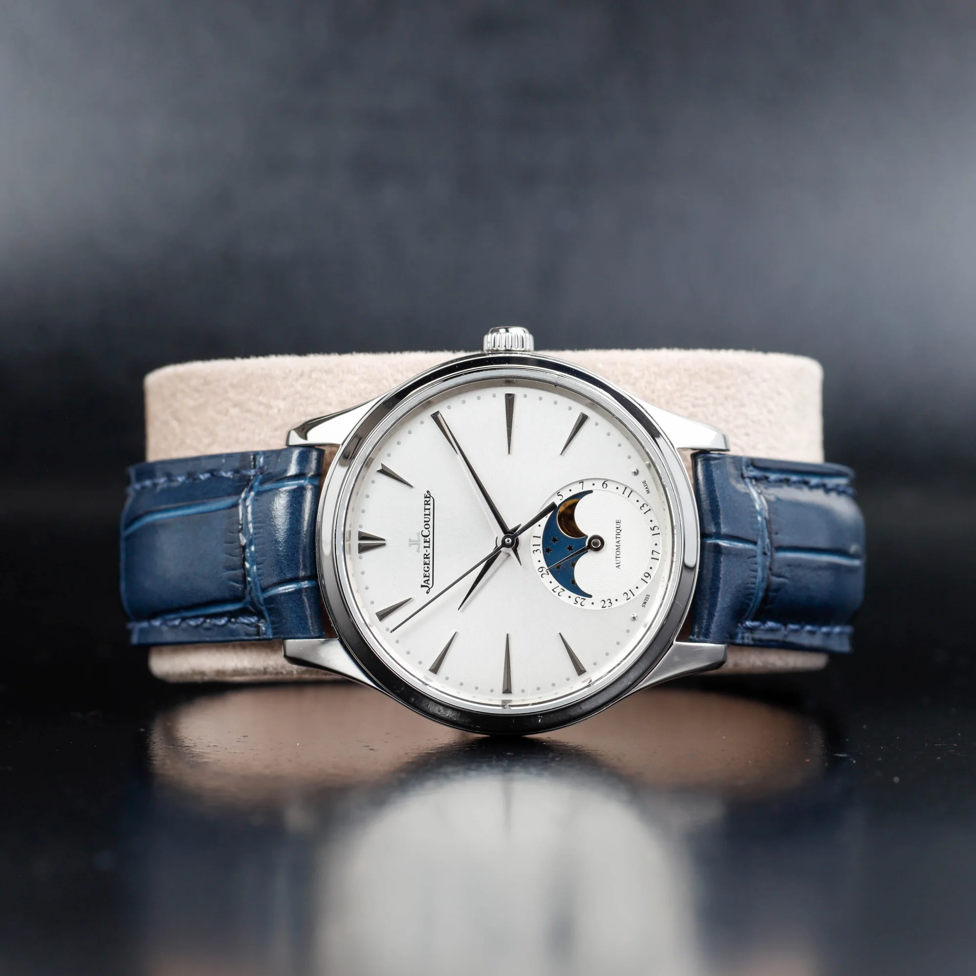 Jaeger-LeCoultre Master Ultra Thin Moon acier 2