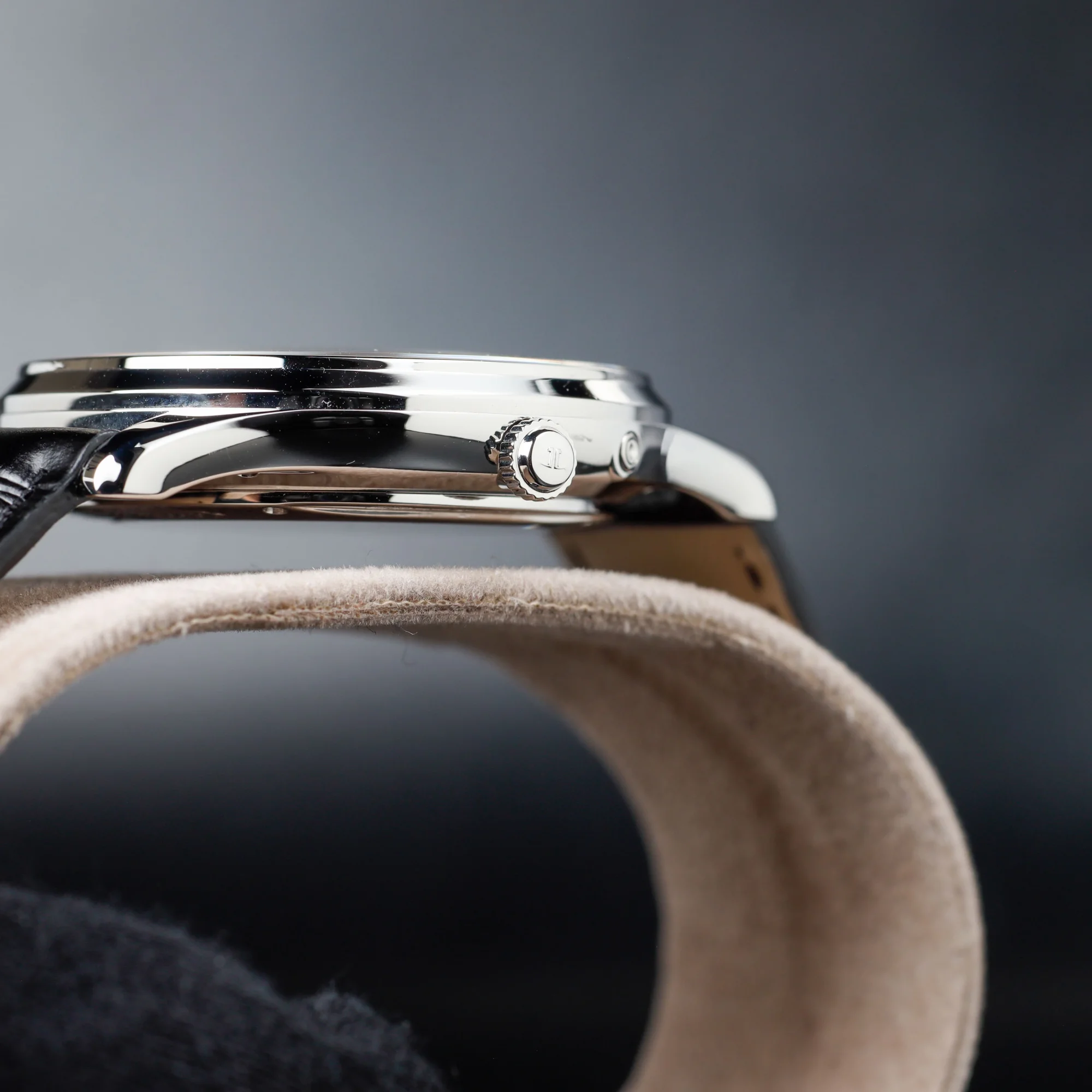 Jaeger-LeCoultre Master Ultra Thin Power Reserve steel 7