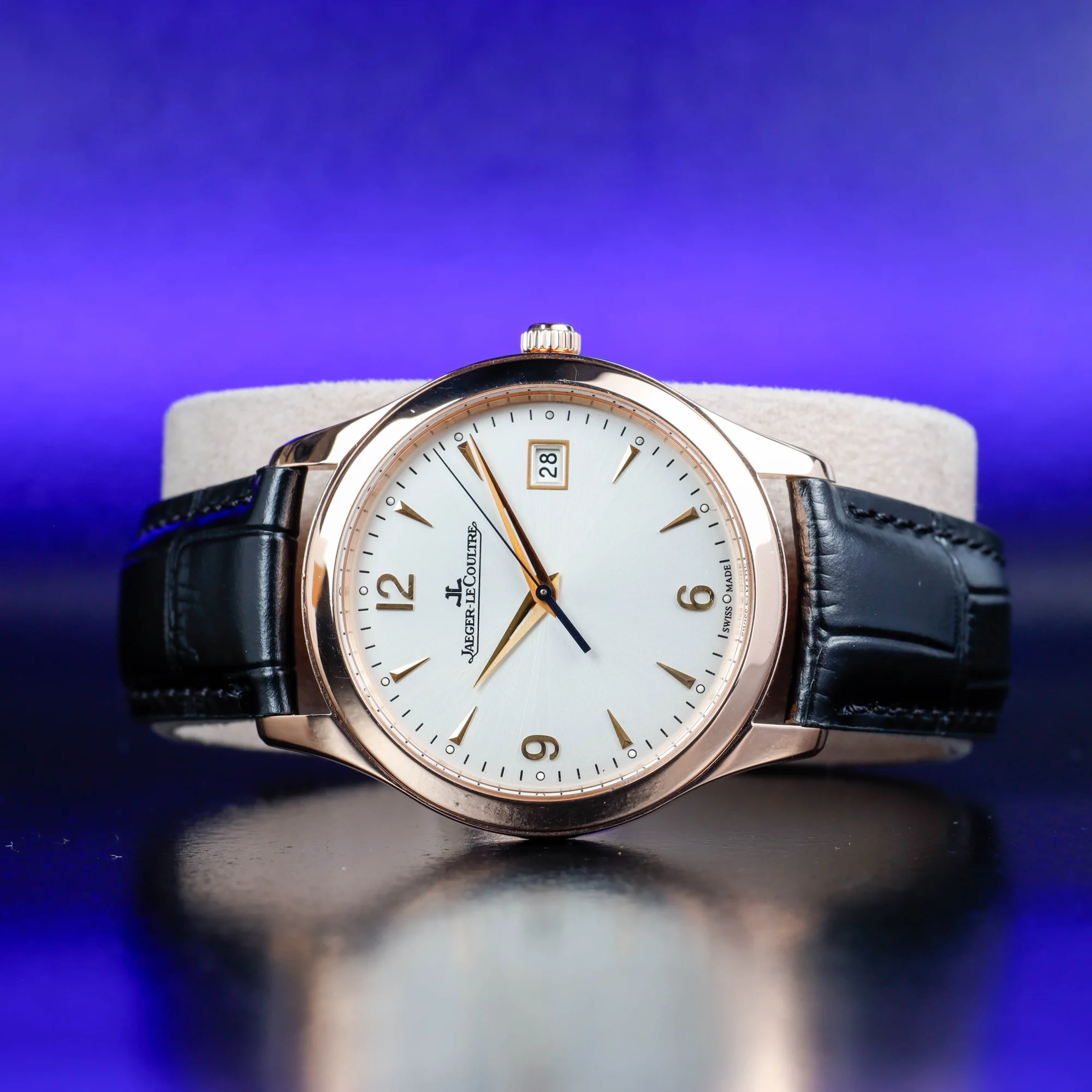 Jaeger-LeCoultre Master Control rose gold