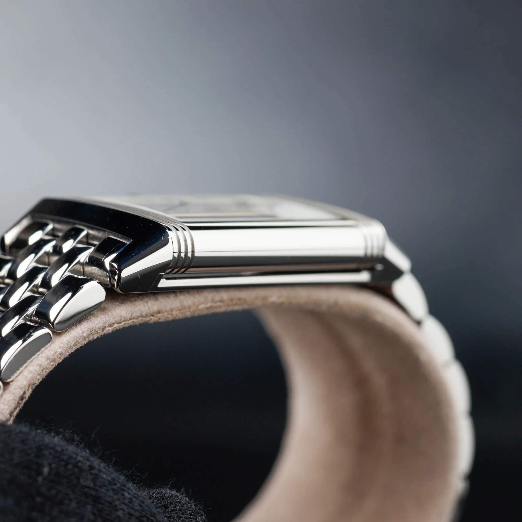 Jaeger-LeCoultre Reverso Classic Mittel DÜnn stahl 6