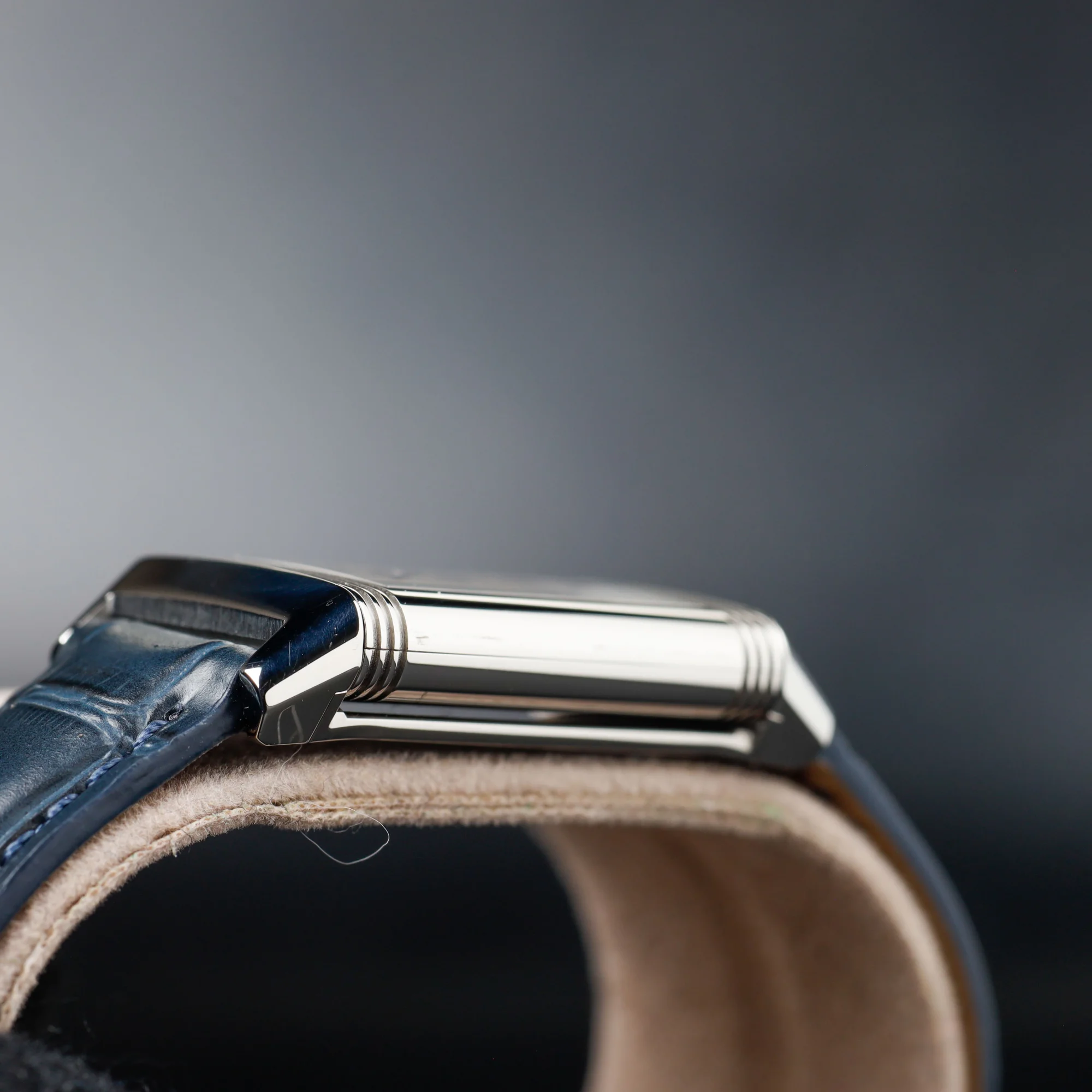 Jaeger-LeCoultre Reverso Classic Small steel 6