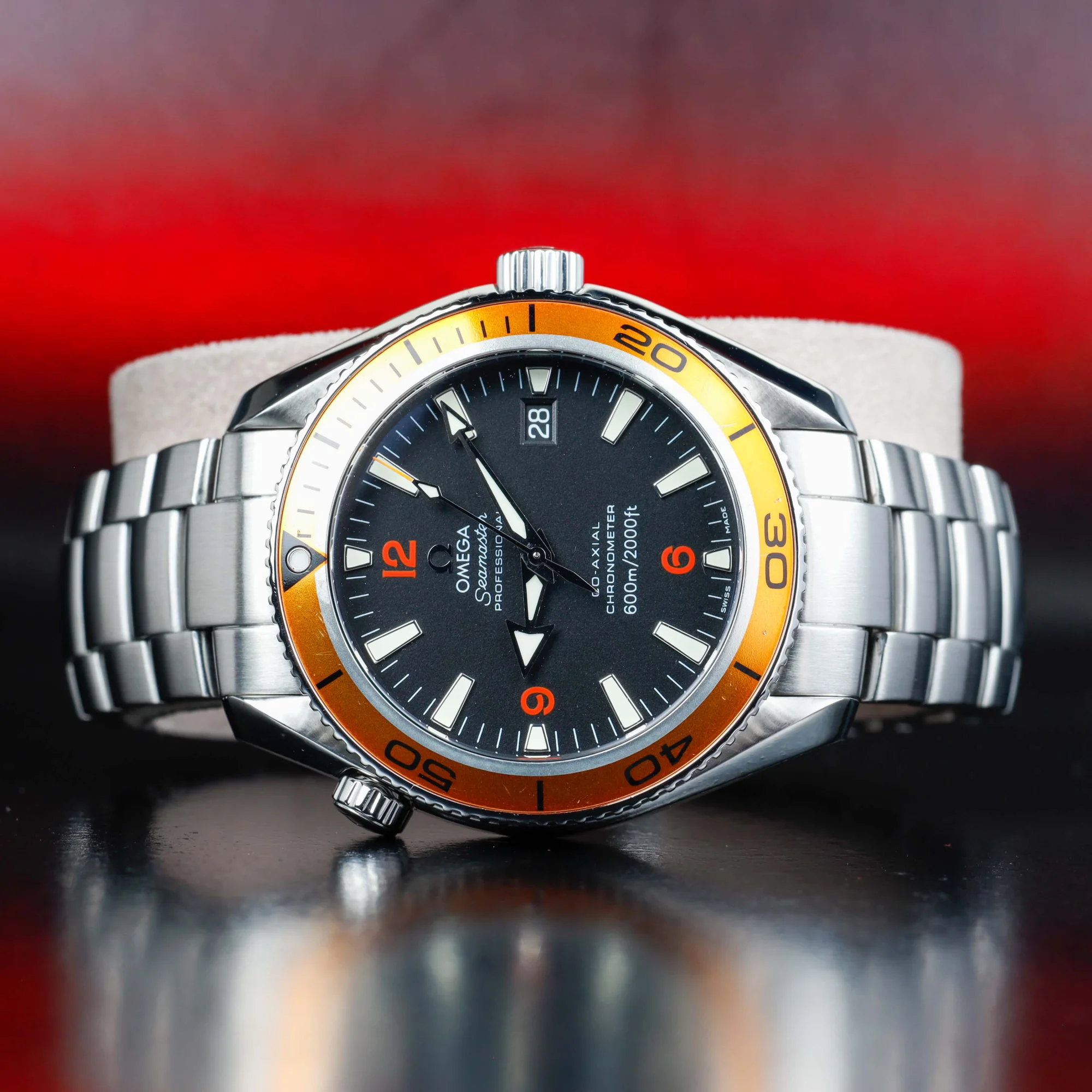 Oméga Seamaster Planet Ocean acier