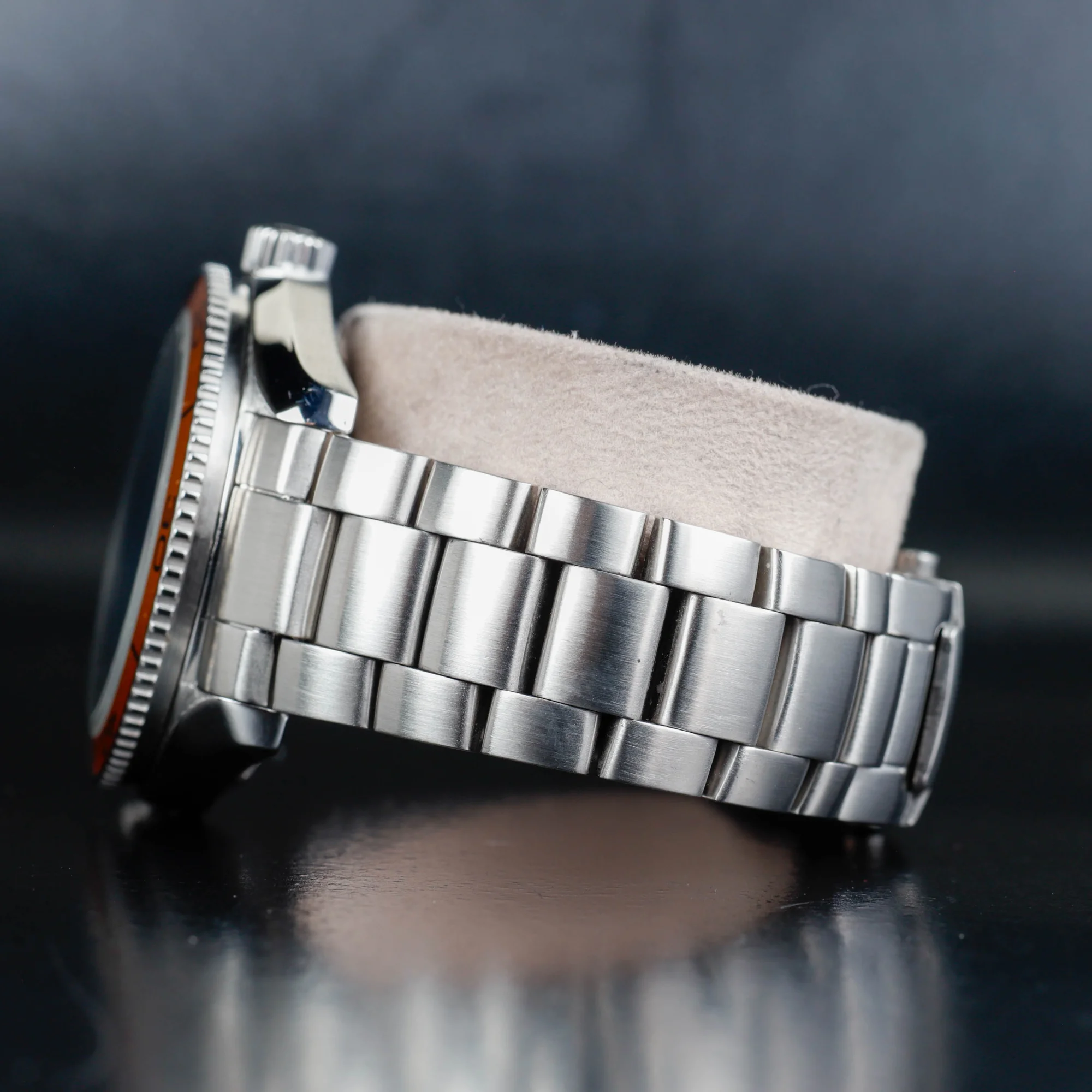 Oméga Seamaster Planet Ocean acier 3