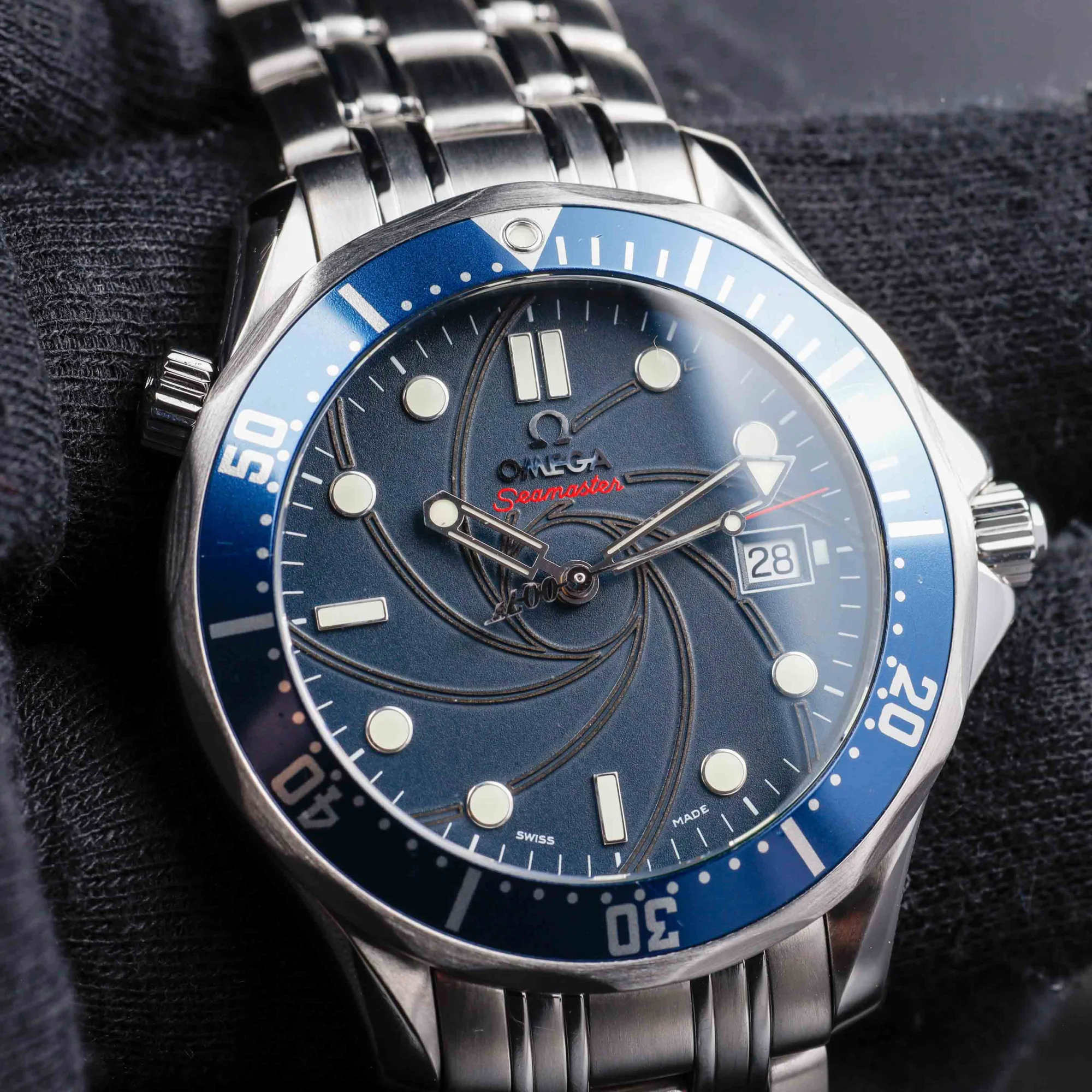 Omega Seamaster Diver 300m steel 10