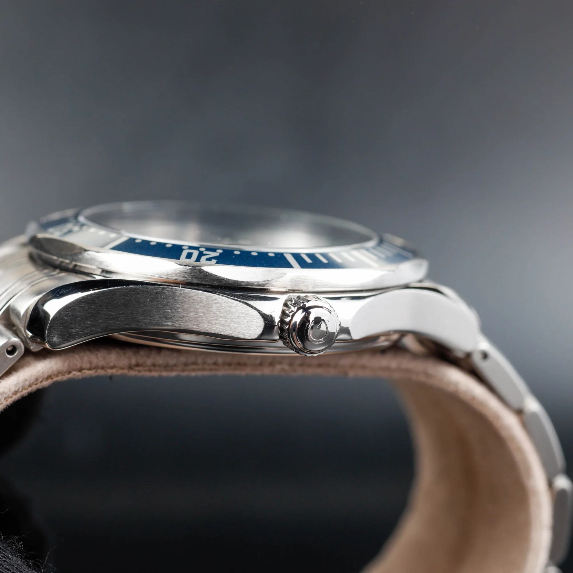 Omega Seamster Diver 300m james Bond Limited Edition steel 6