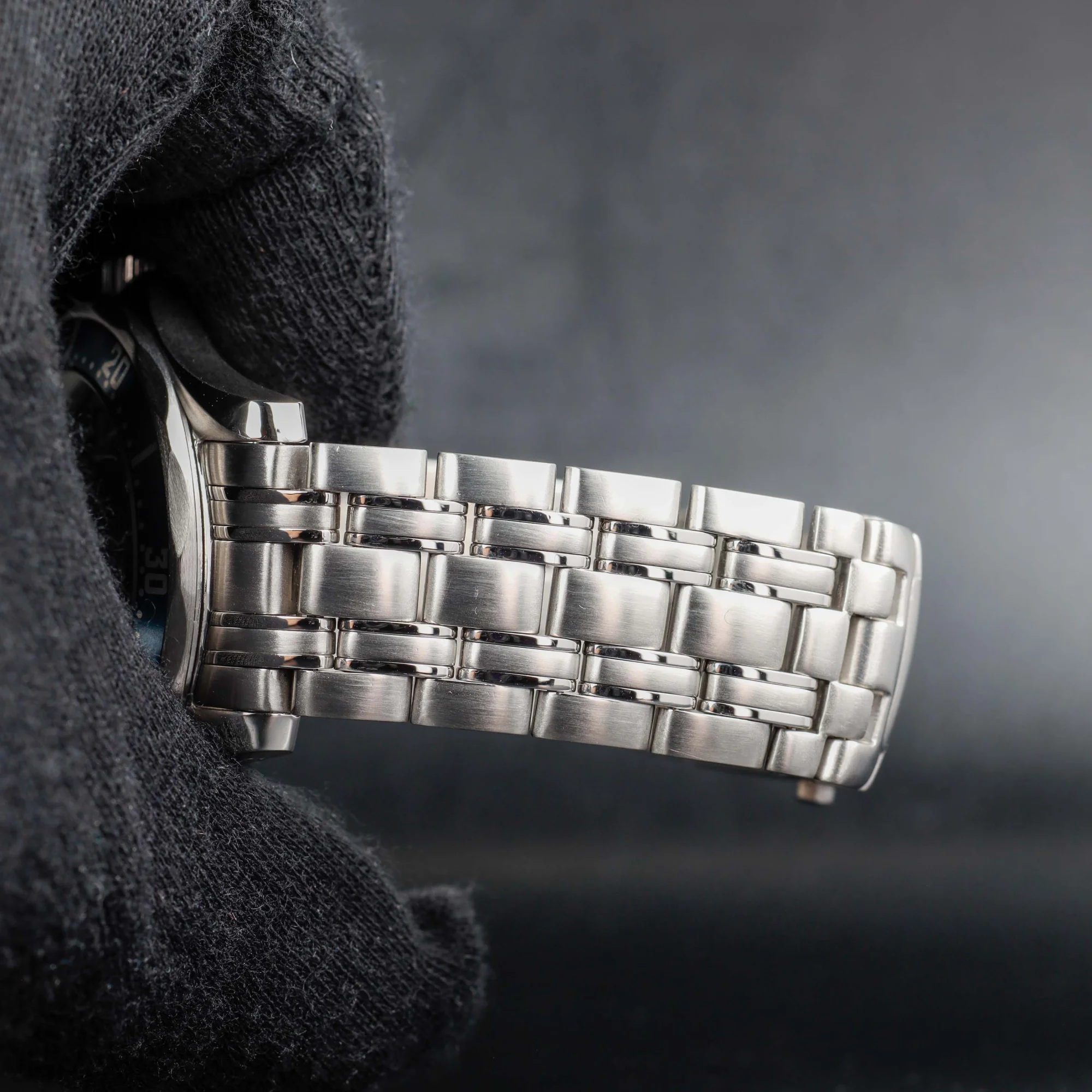 Omega Seamster Diver 300m james Bond Limited Edition steel 8