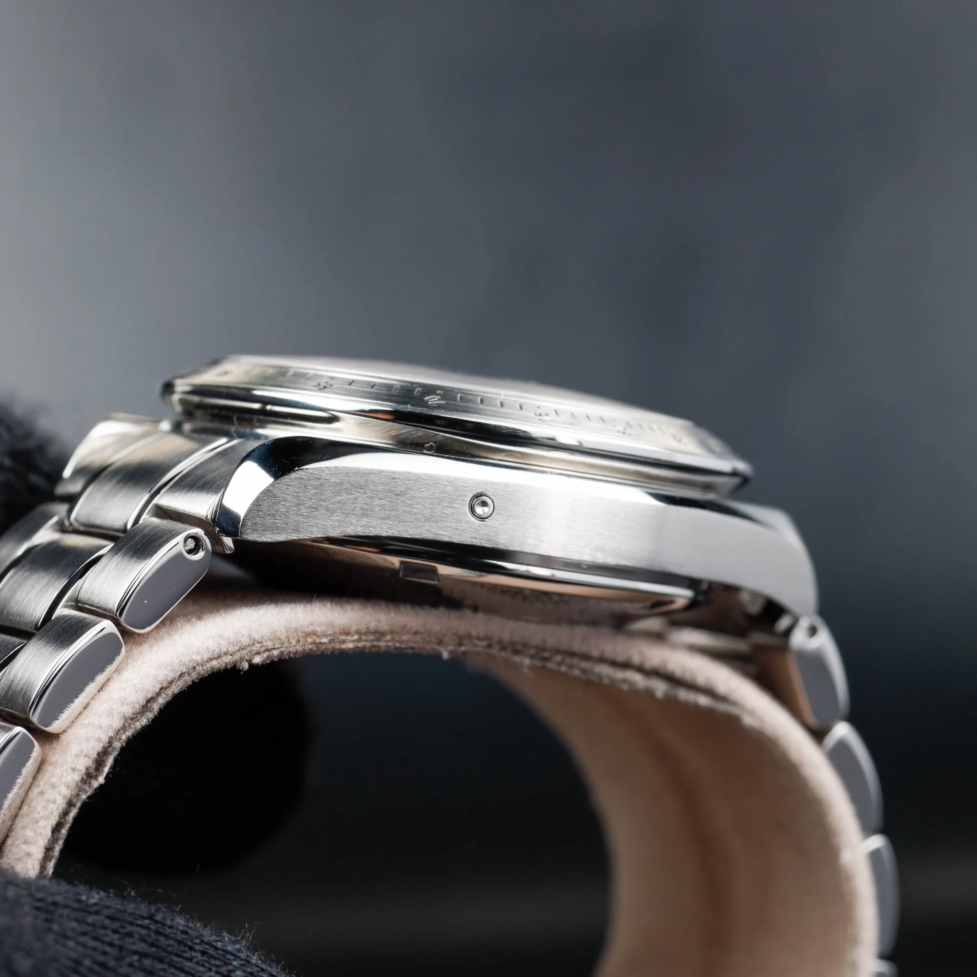 Omega Speedmaster steel 6