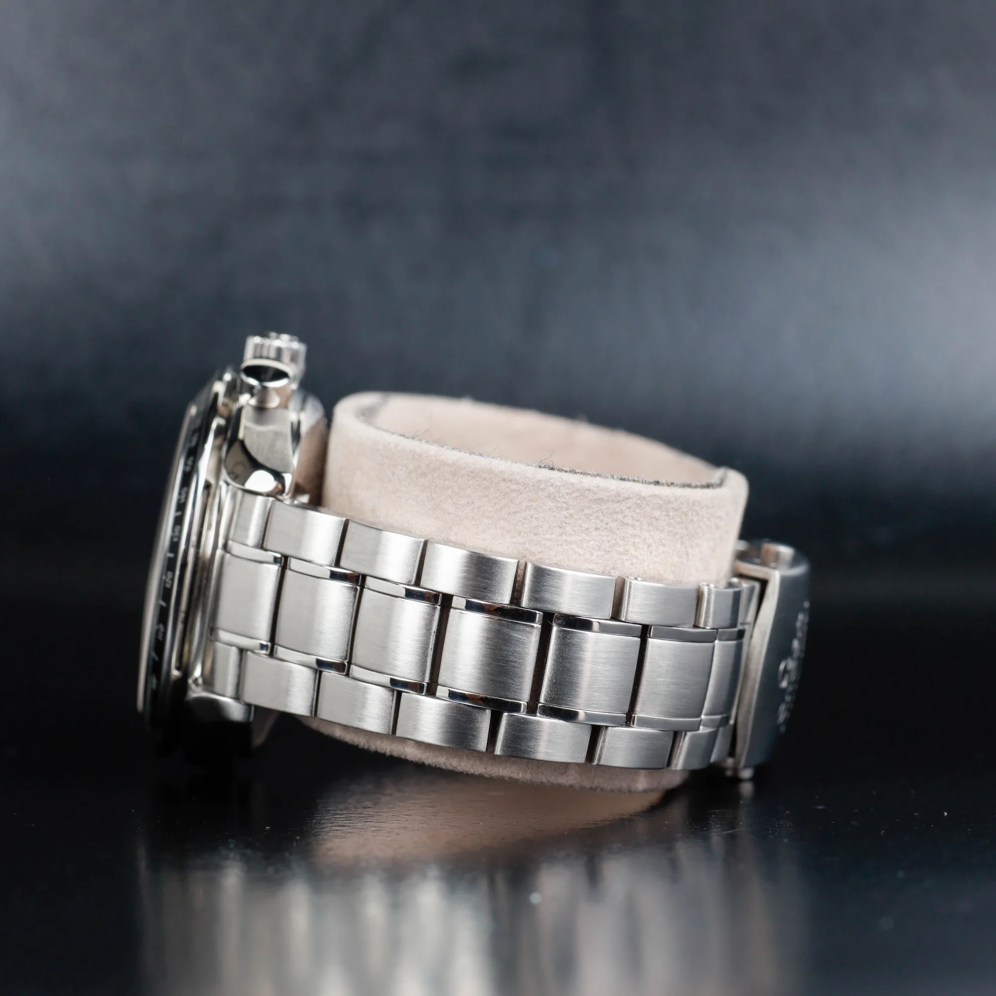 Omega Speedmaster Racing steel 3