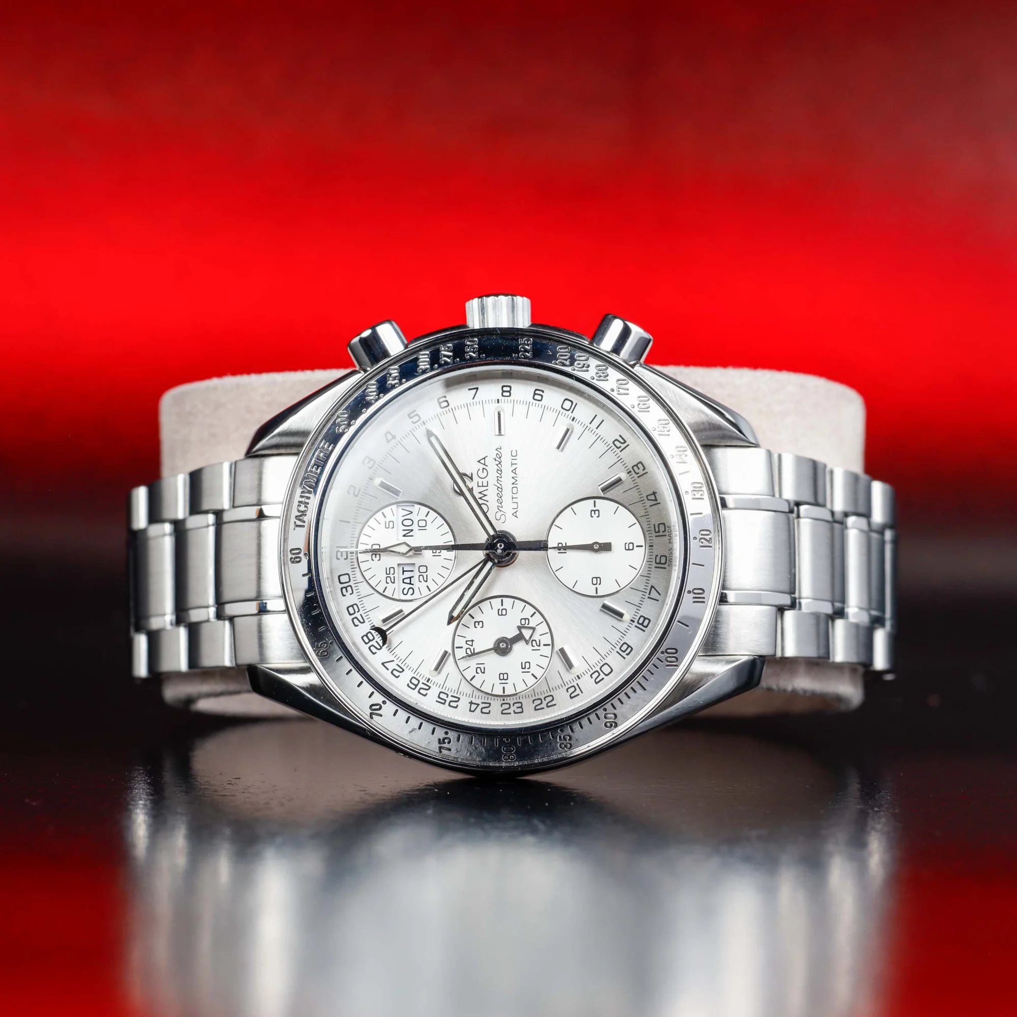 Omega Speedmaster Tag Datum stahl