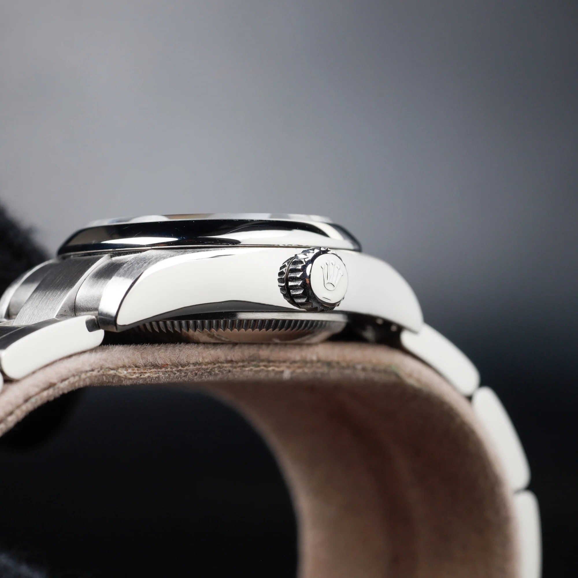 Rolex Oyster Perpetual 26 steel 7