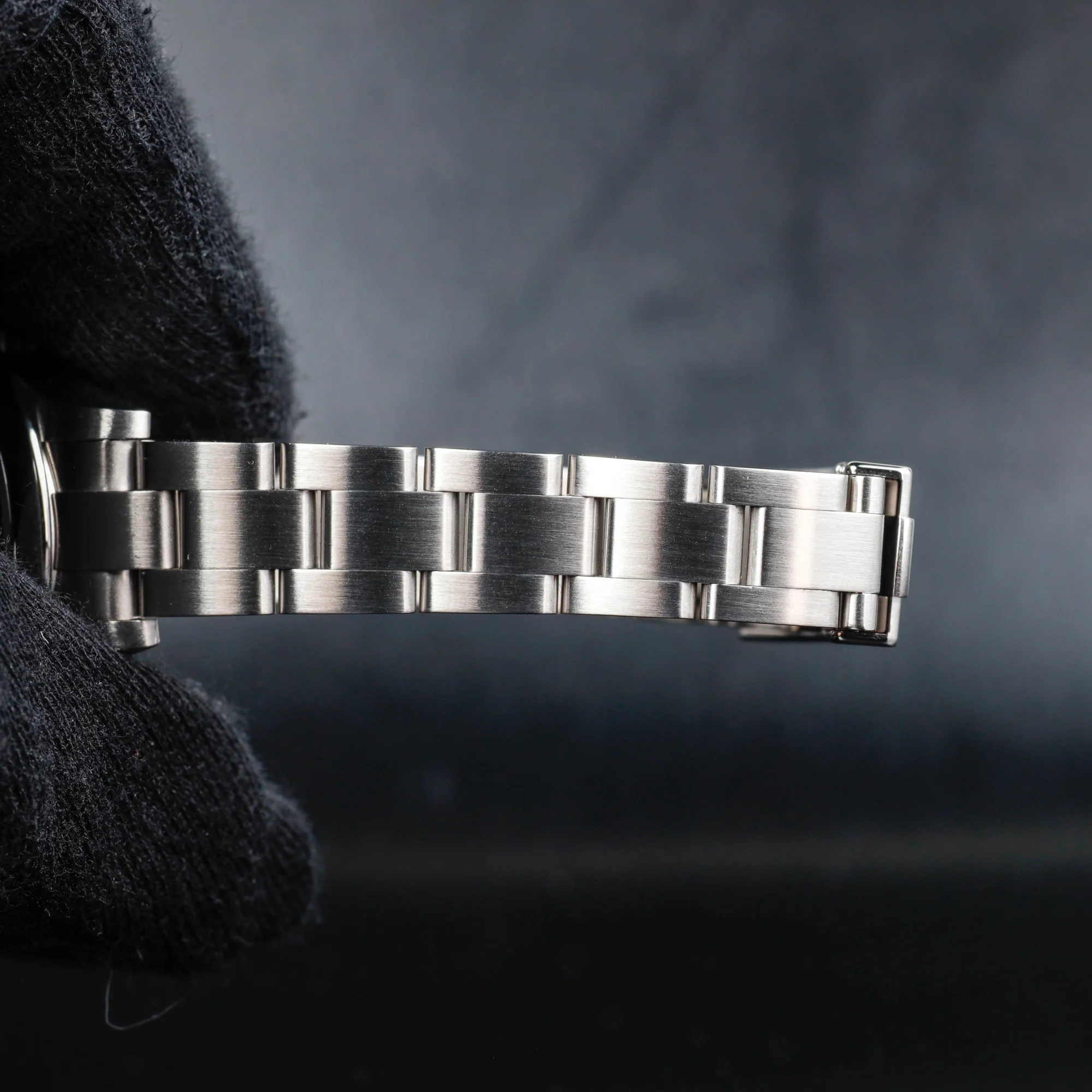Rolex Oyster Perpetual 26 steel 9
