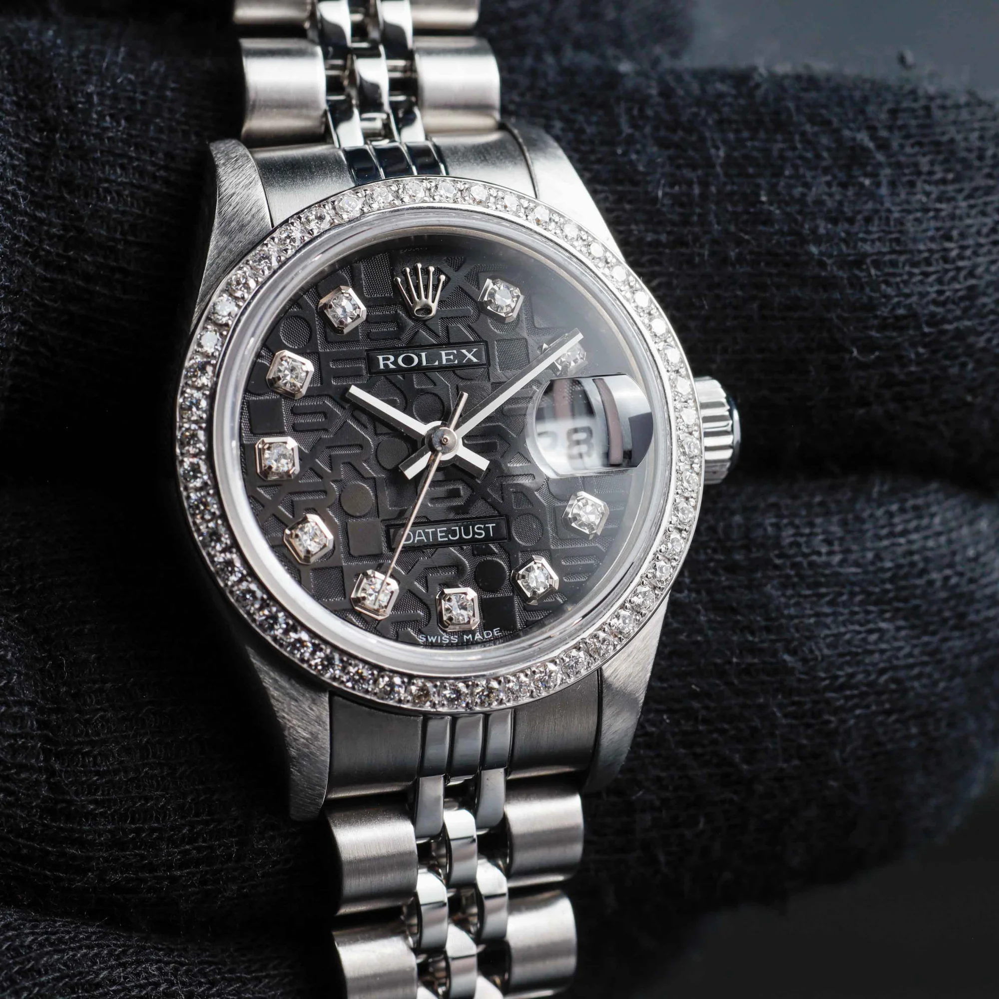 Rolex Lady-datejust 26 With Custom Natural Diamonds steel 9