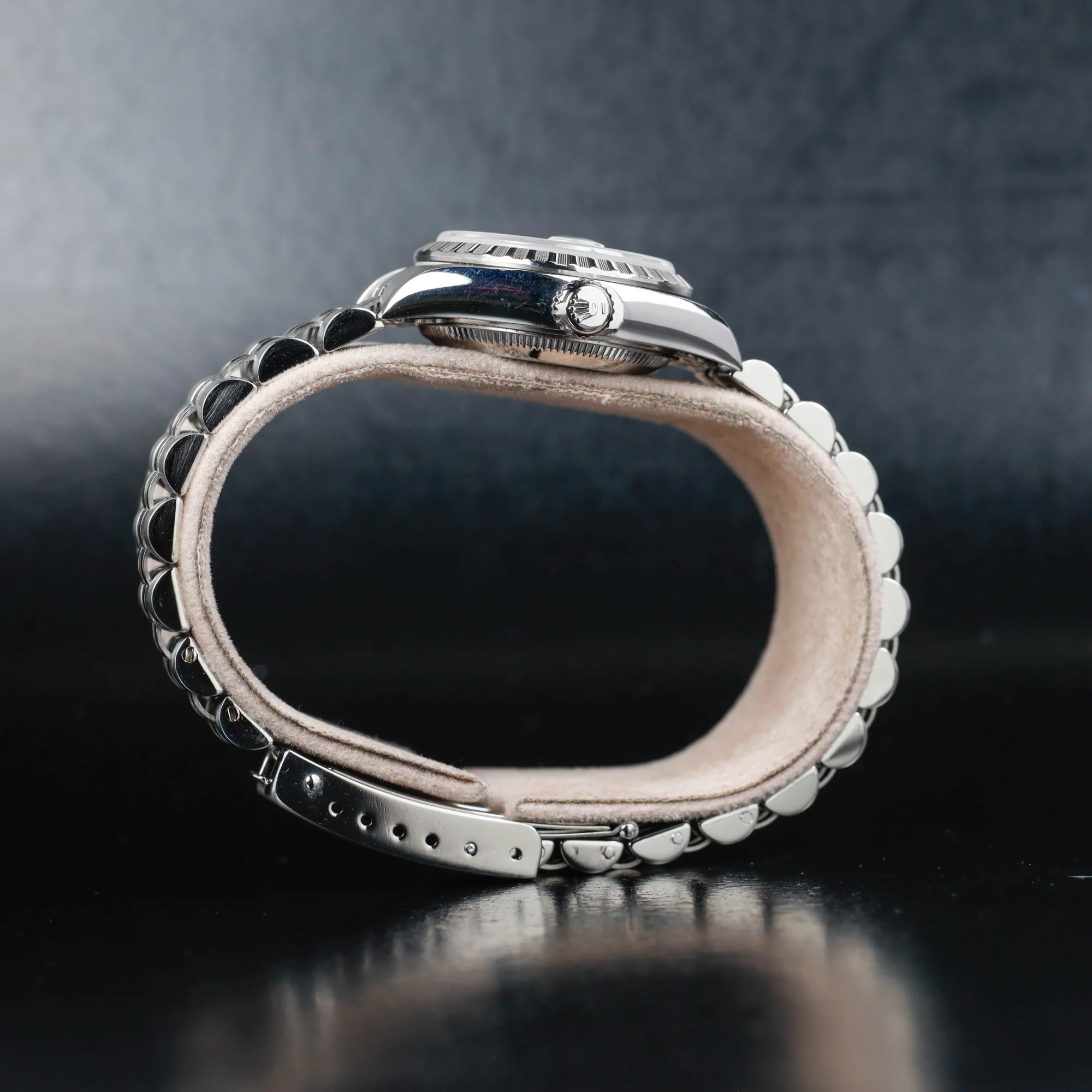 Rolex Oyster Perpetual Lady 26 steel 8