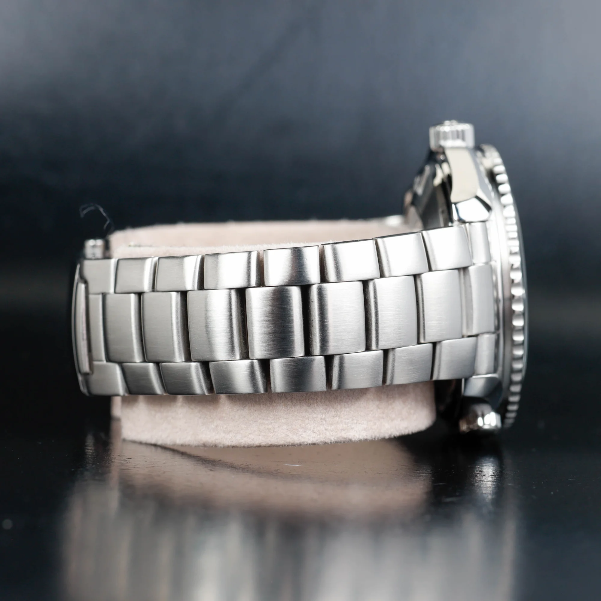 Omega Seamaster Planet Ocean acciaio 5