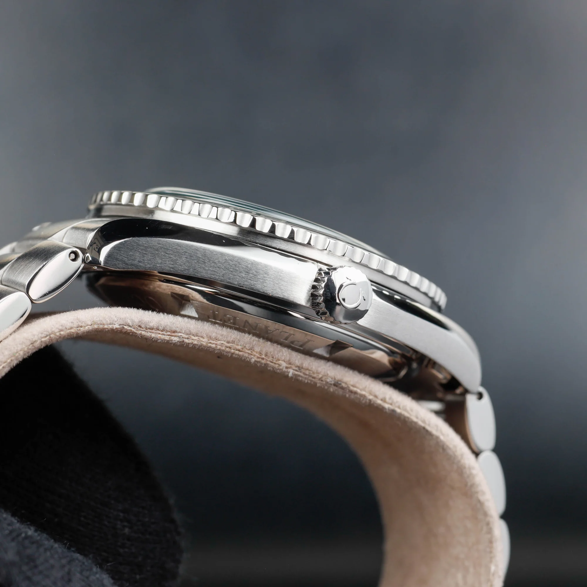 Omega Seamaster Planet Ocean acciaio 7