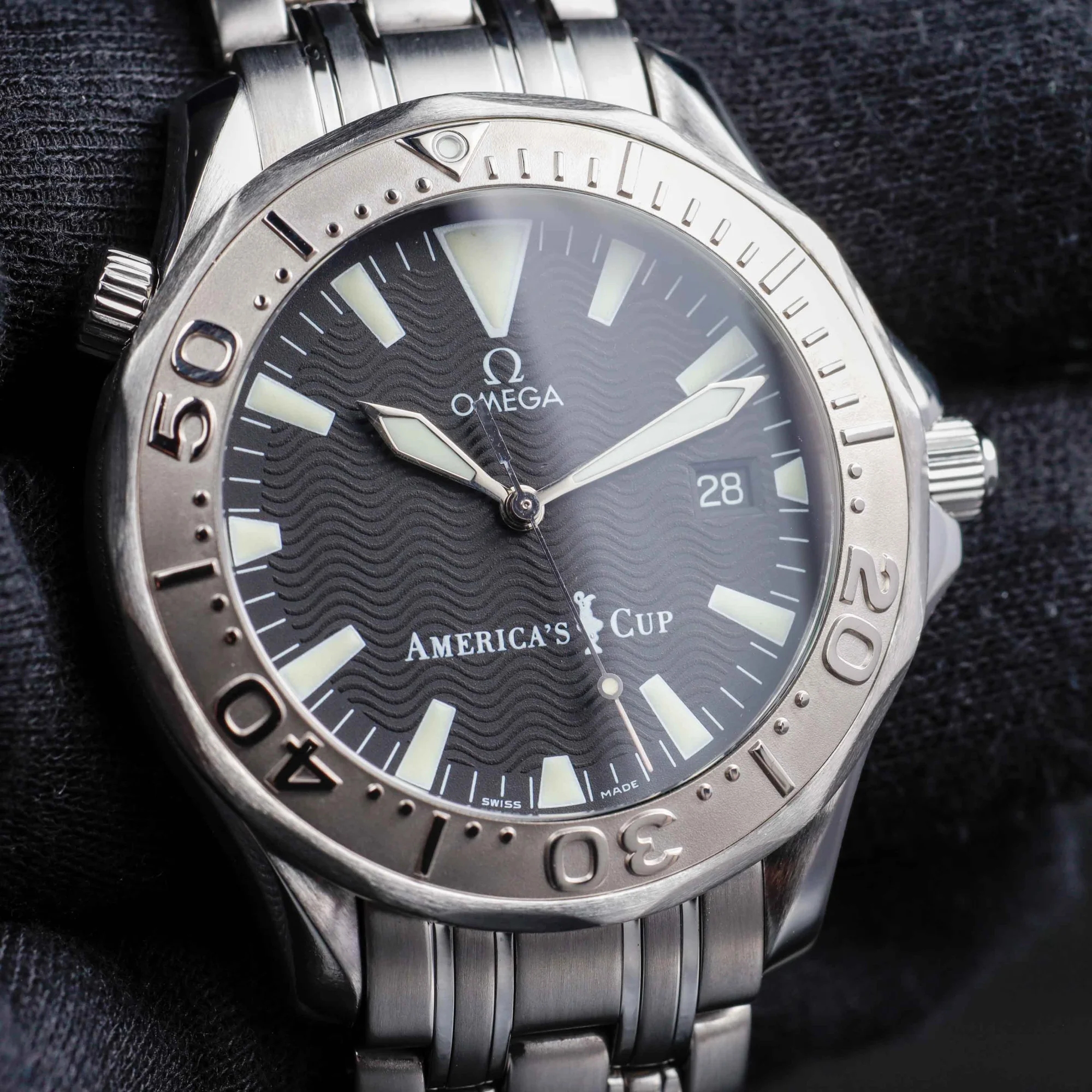 Omega Seamaster Diver 300 M Cup steel/white gold 10