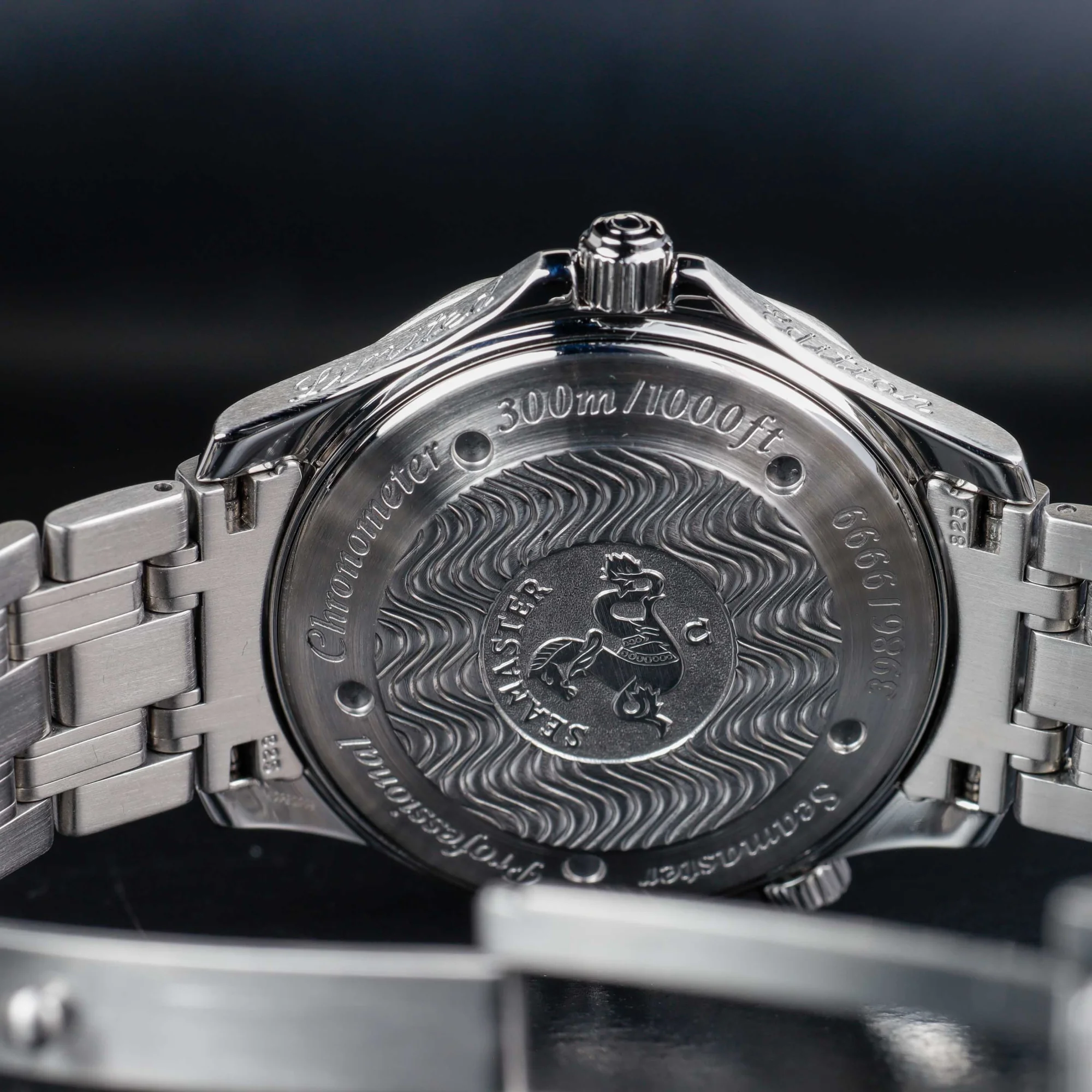 Omega Seamaster Diver 300 M Cup steel/white gold 11