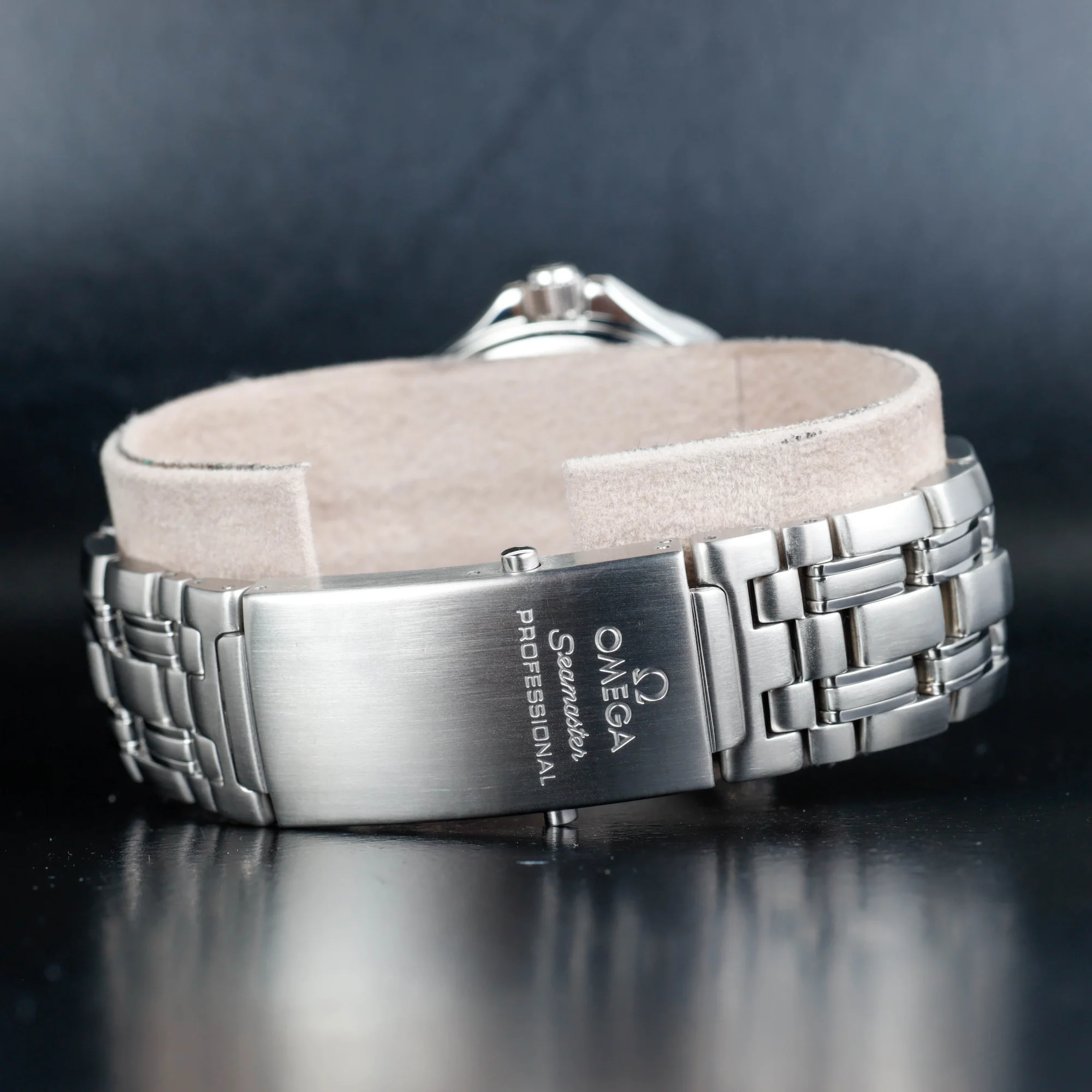 Omega Seamaster Diver 300 M acciaio 4