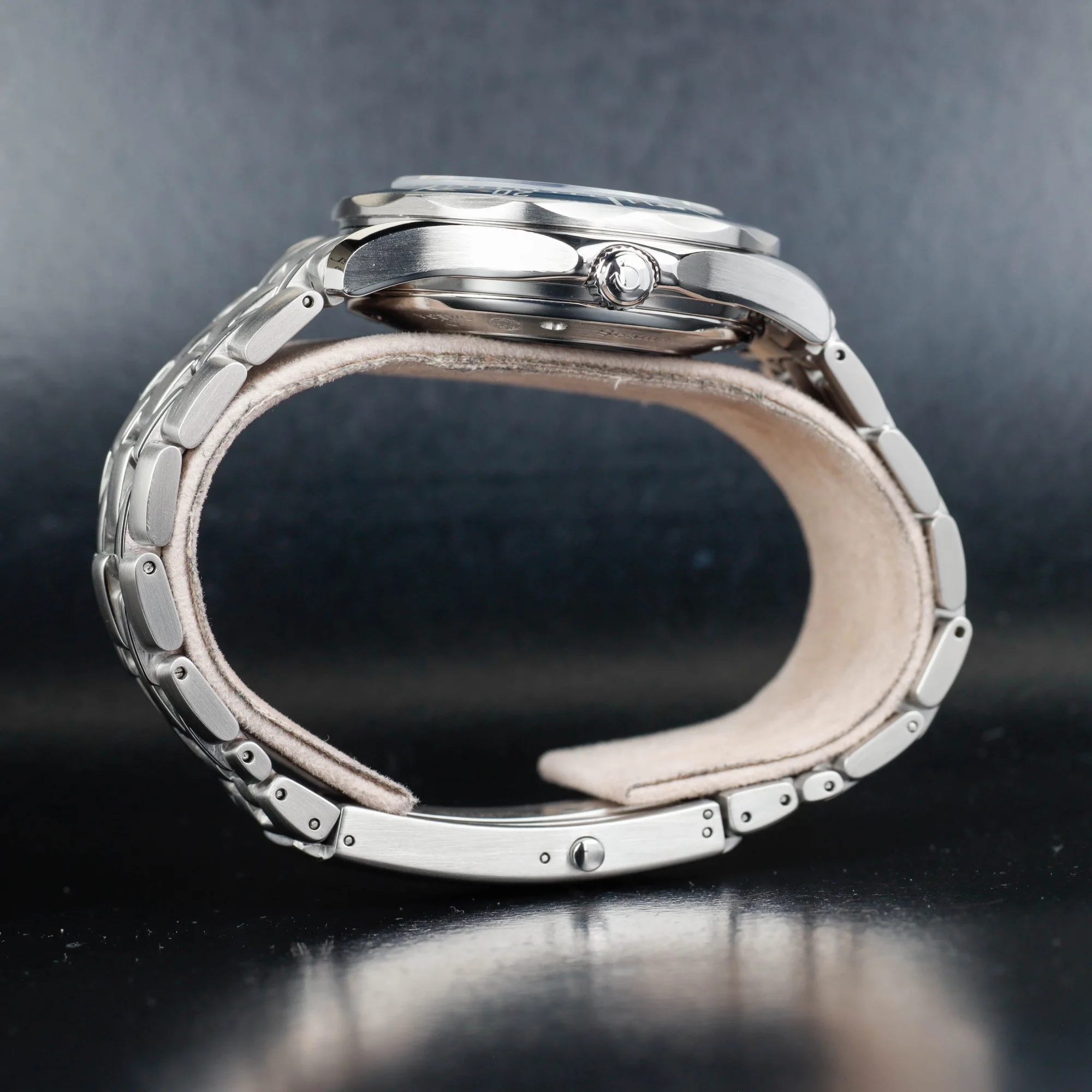Omega Seamaster Diver 300 M acciaio 8