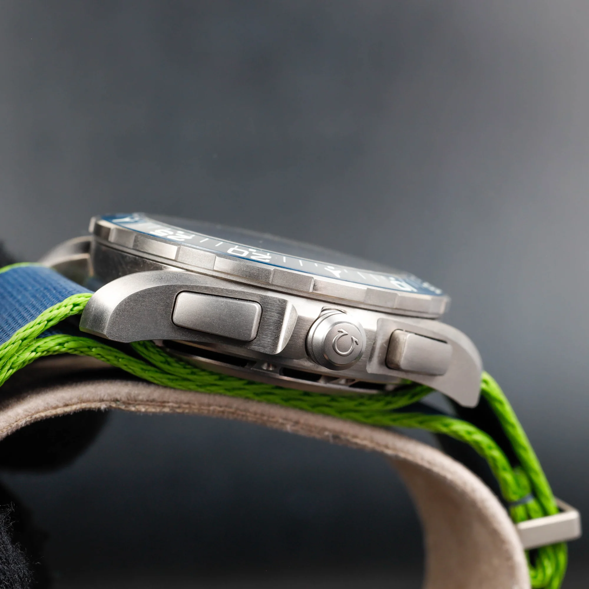Oméga Speedmaster Skywalker X-33 titane 7