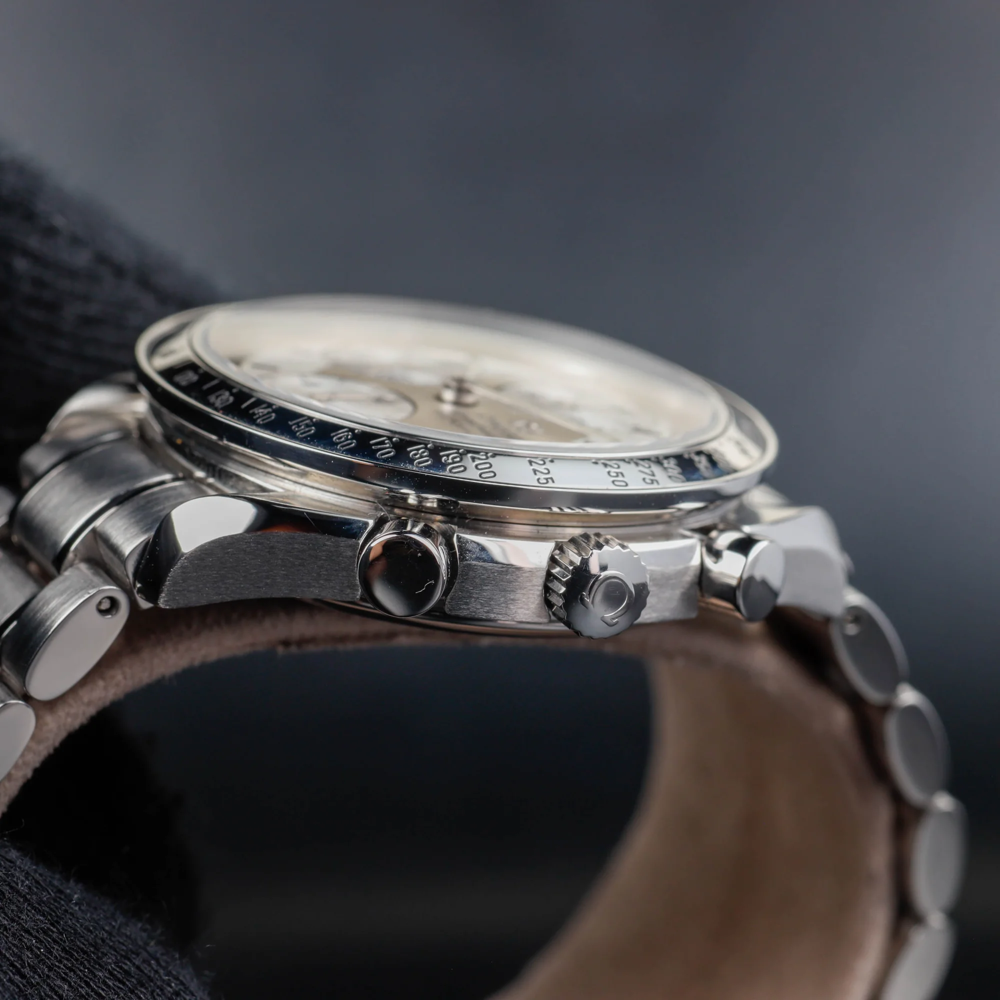 Omega Speedmaster stahl 7