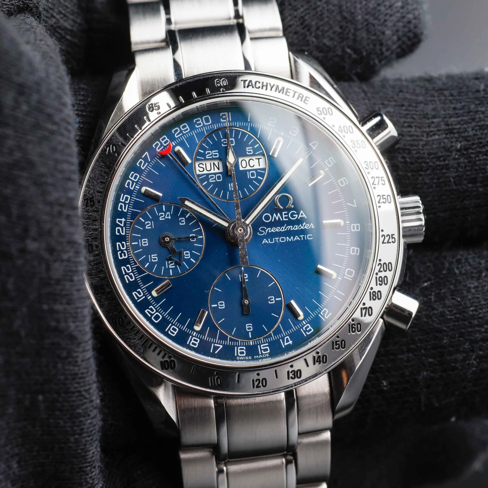 Oméga Speedmaster acier 10