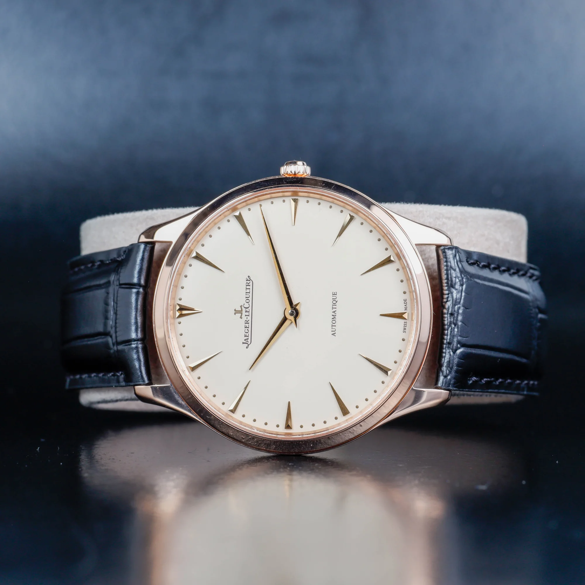 Jaeger-LeCoultre Master Ultra Thin or rose 2