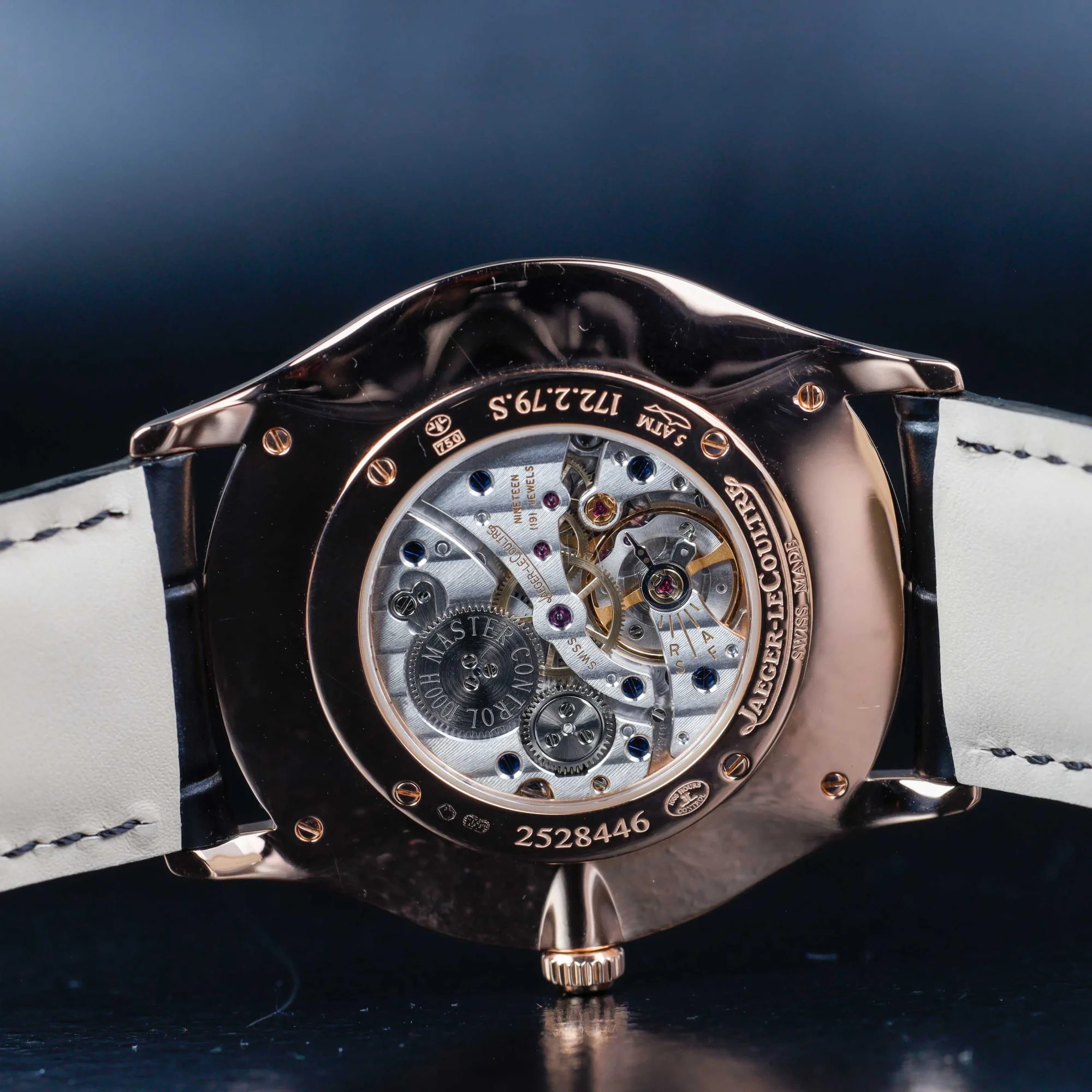 Jaeger-LeCoultre Master Ultra Thin rose gold 9
