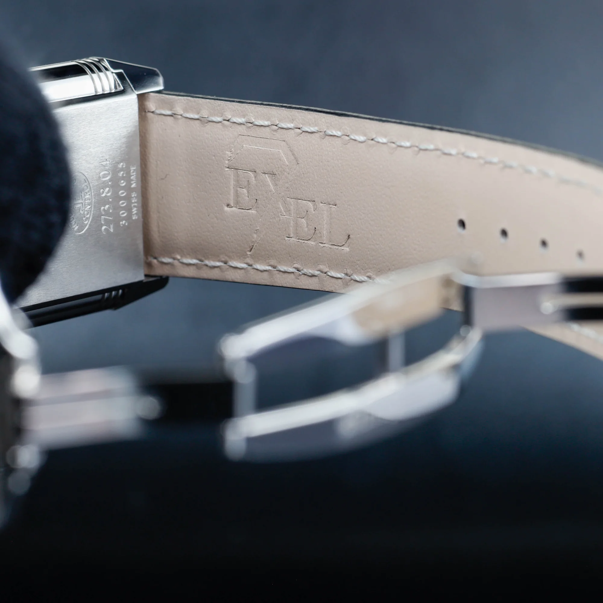 Jaeger-LeCoultre Reverso 976 steel 11