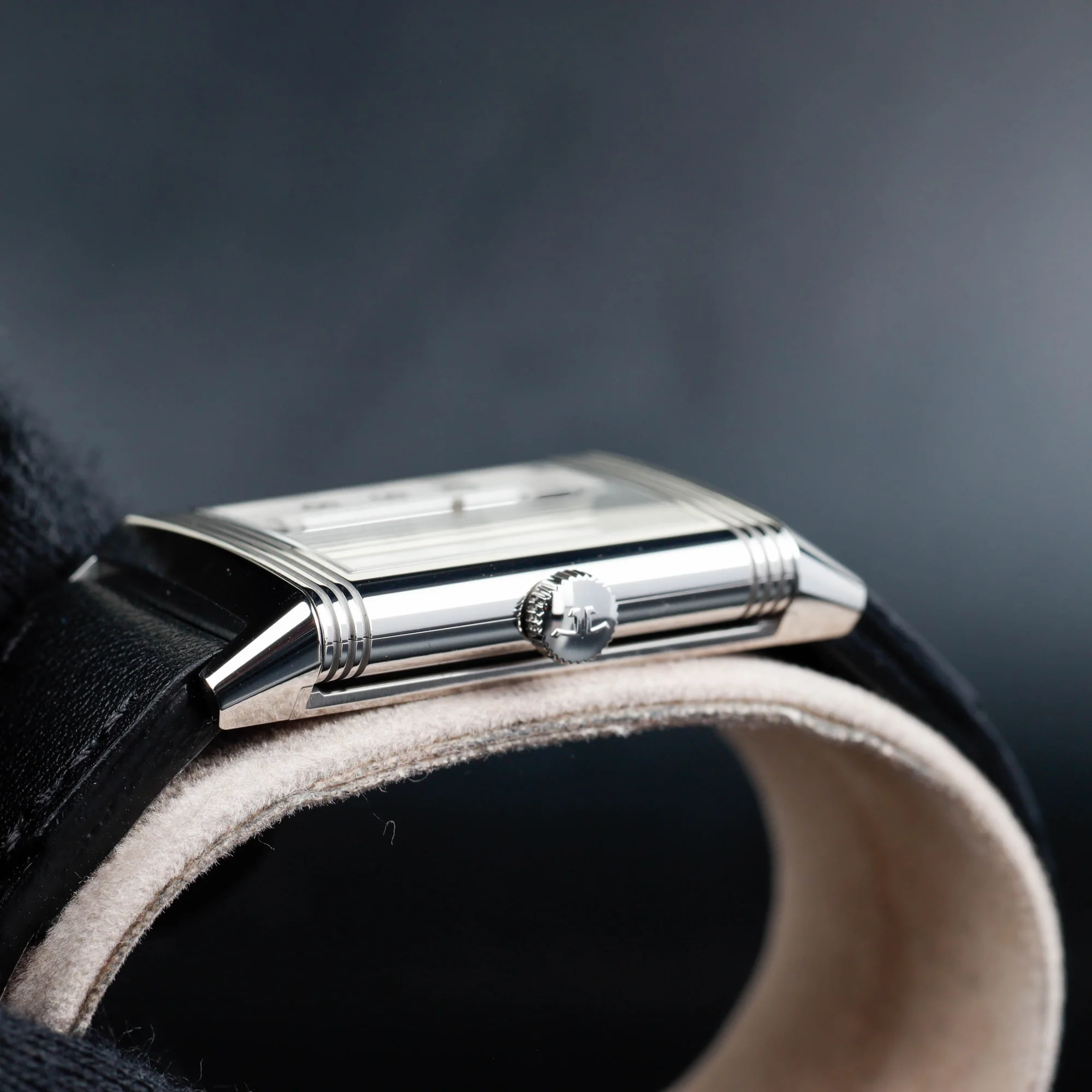 Jaeger-LeCoultre Reverso Classic Small steel 6