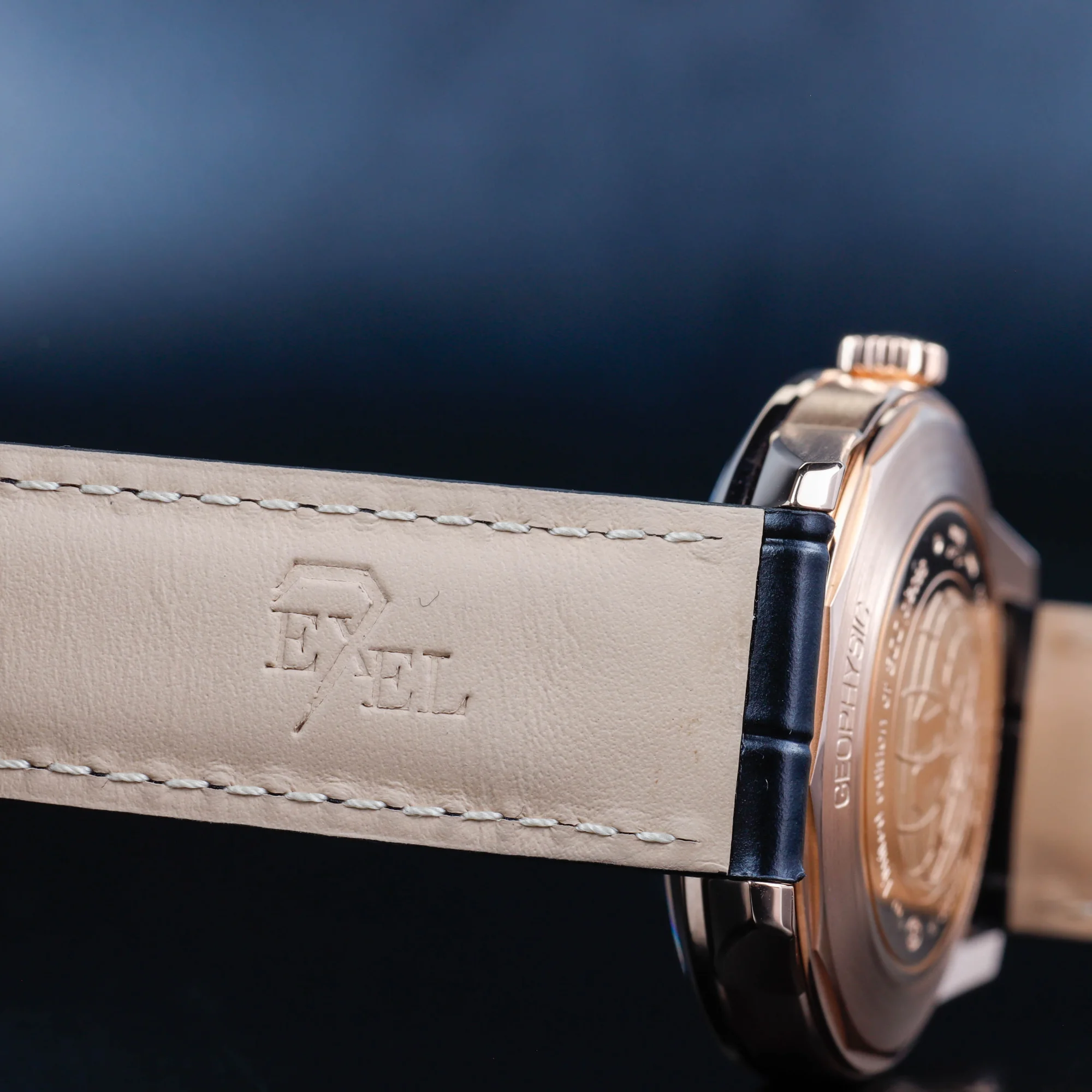 Jaeger-LeCoultre Geophysic 1958 rose gold 10
