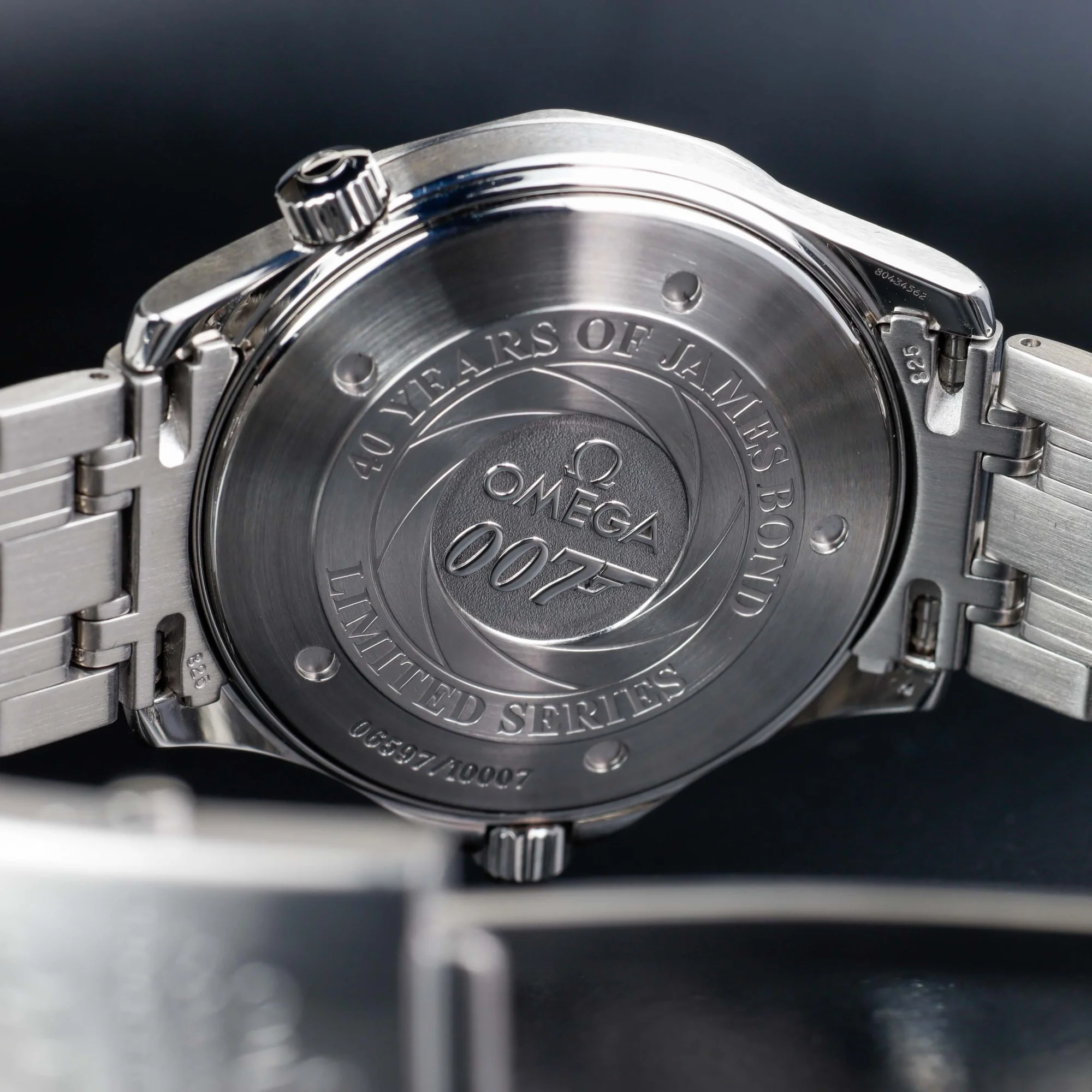 Omega Seamaster Diver 300 M james Bond Limited Edition stahl 10