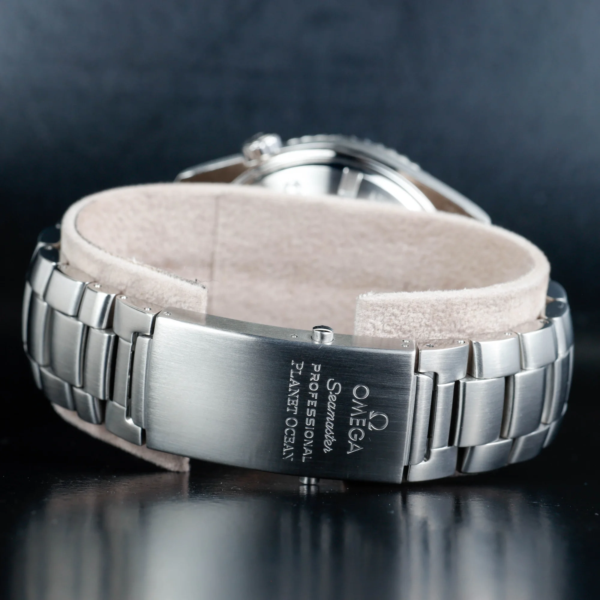 Omega Seamaster Planet Ocean stahl 4