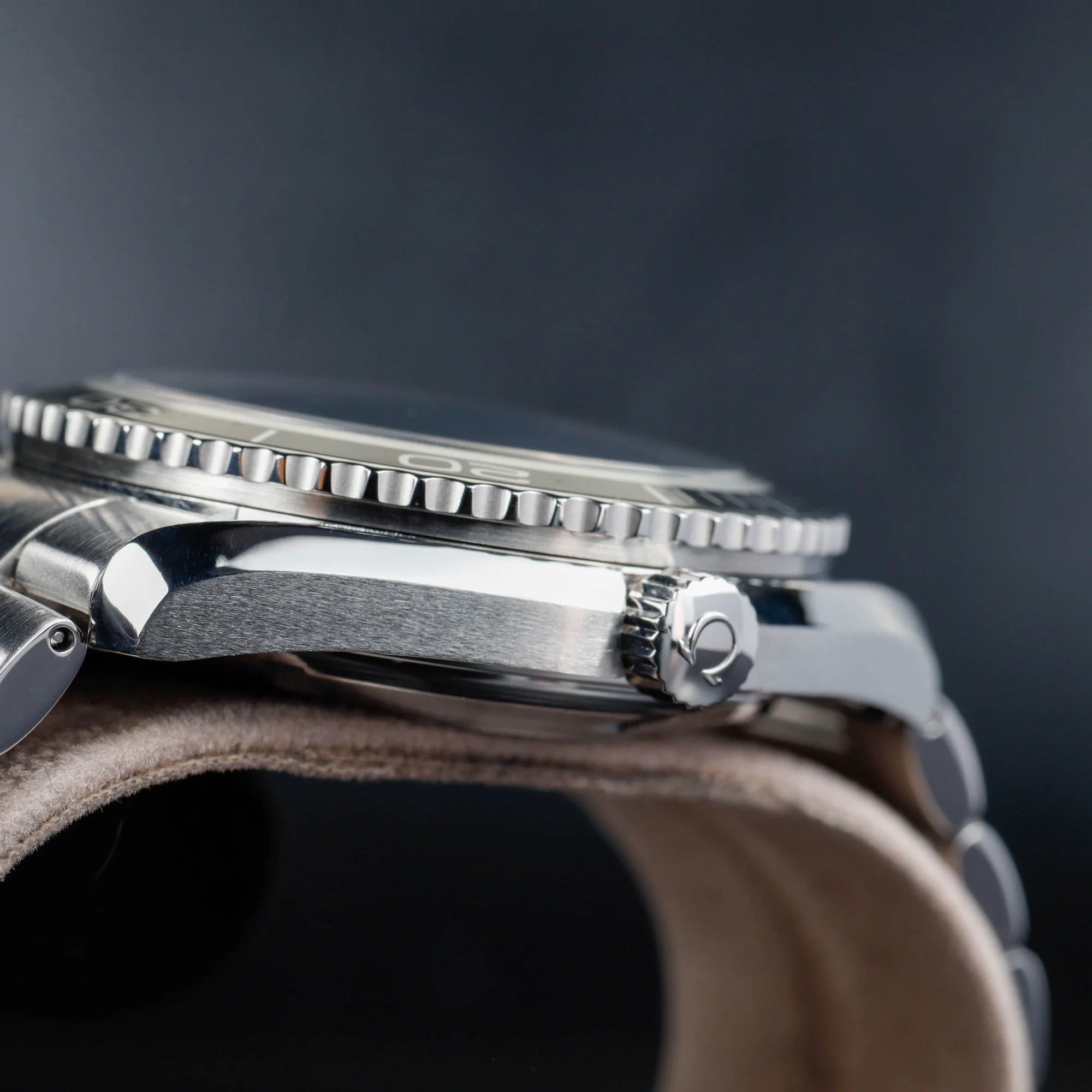 Omega Seamaster Planet Ocean stahl 6