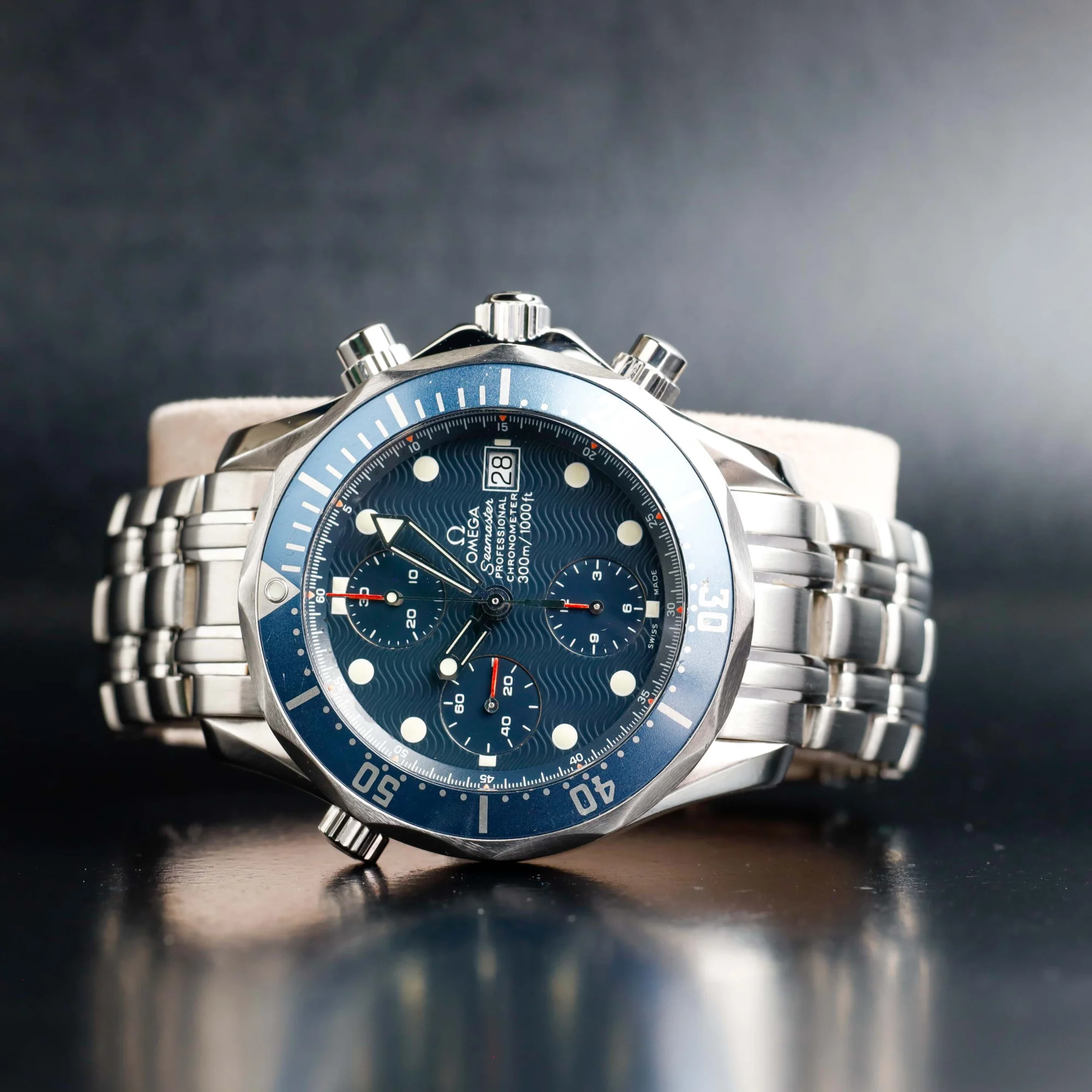 Omega Seamaster Diver 300 M steel 2
