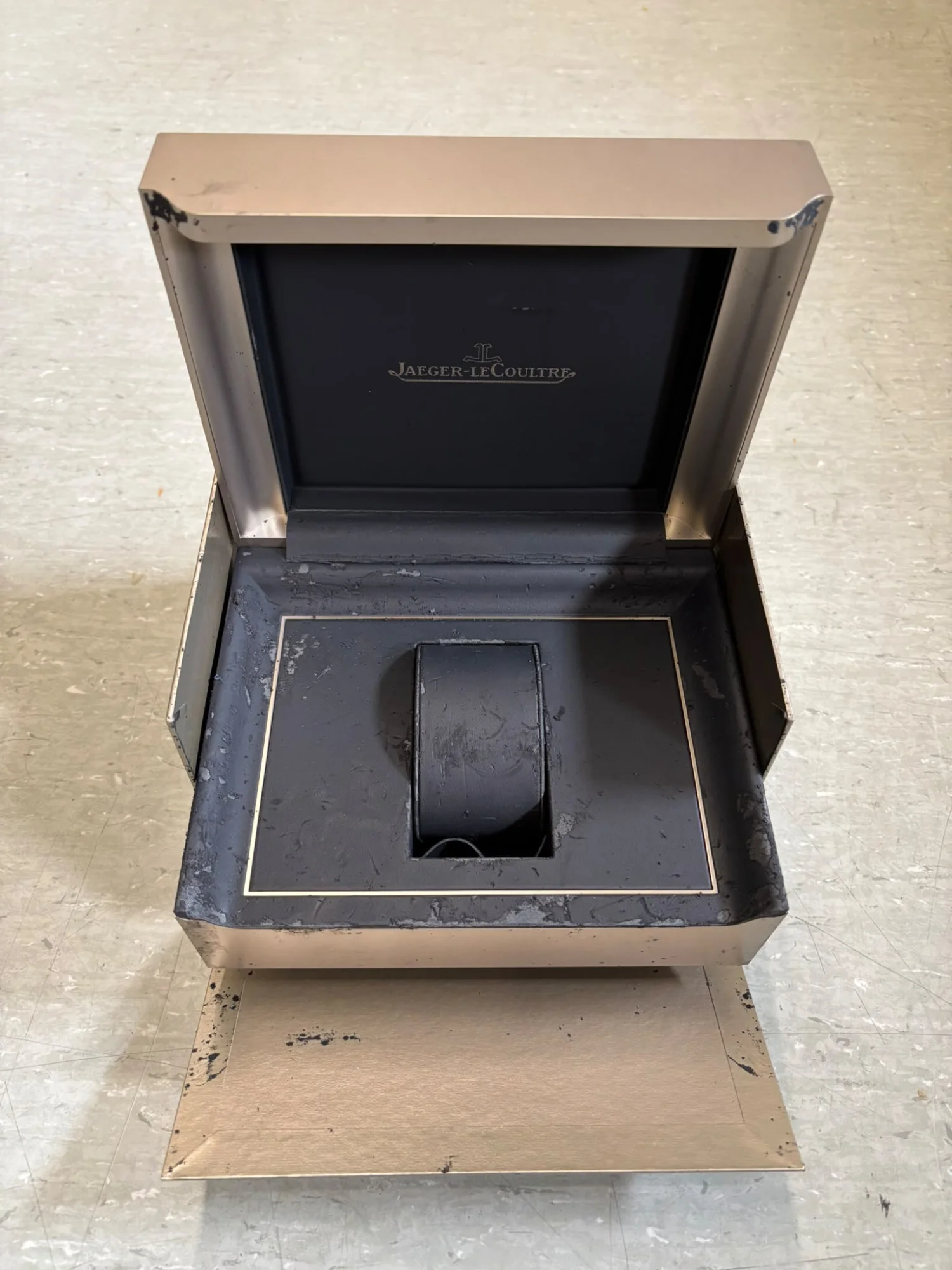 Jaeger-LeCoultre Geophysic 1958 rose gold 14